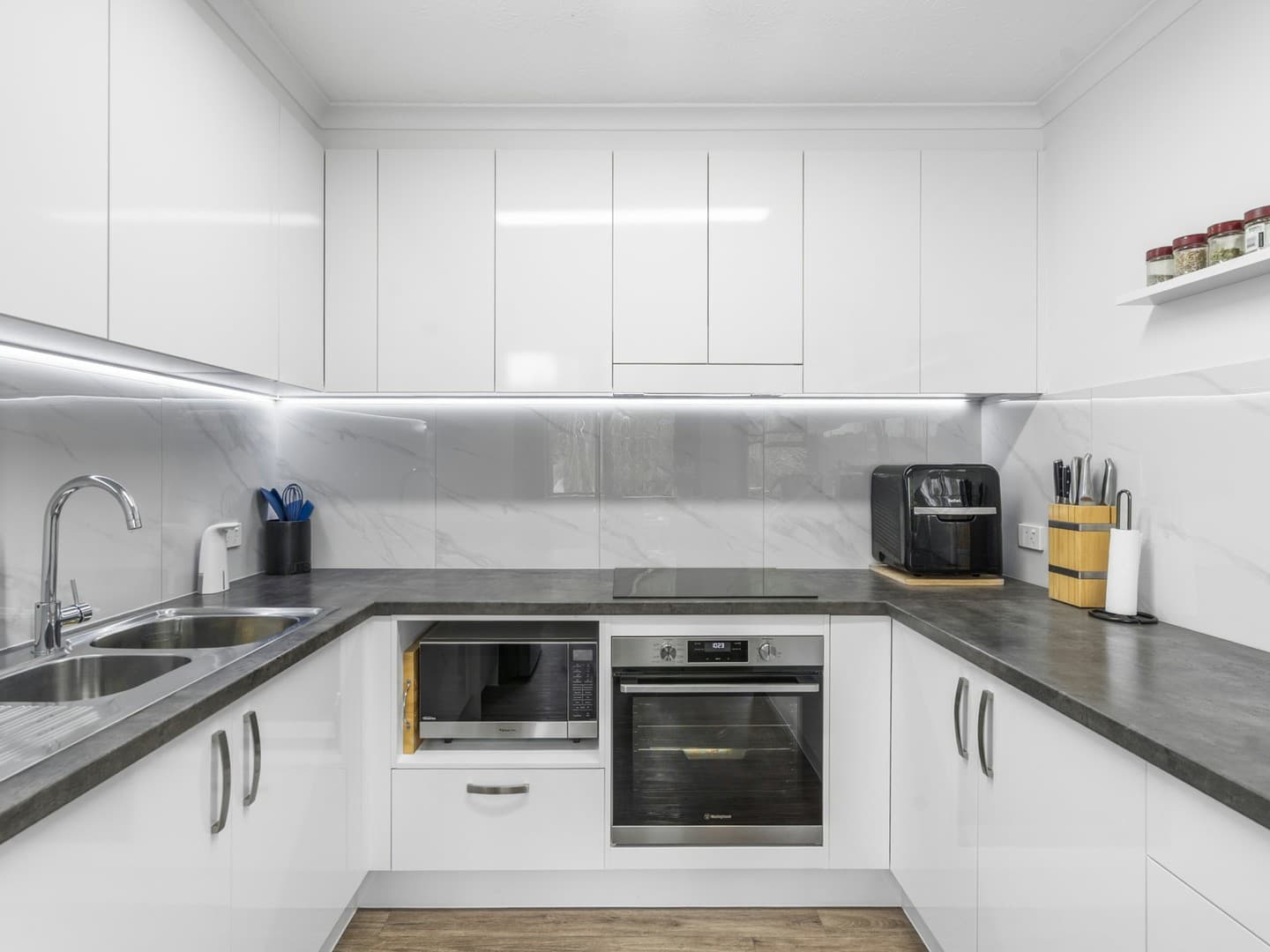 14/40 Murev Way, Carrara, Carrara — photo 1 of 5