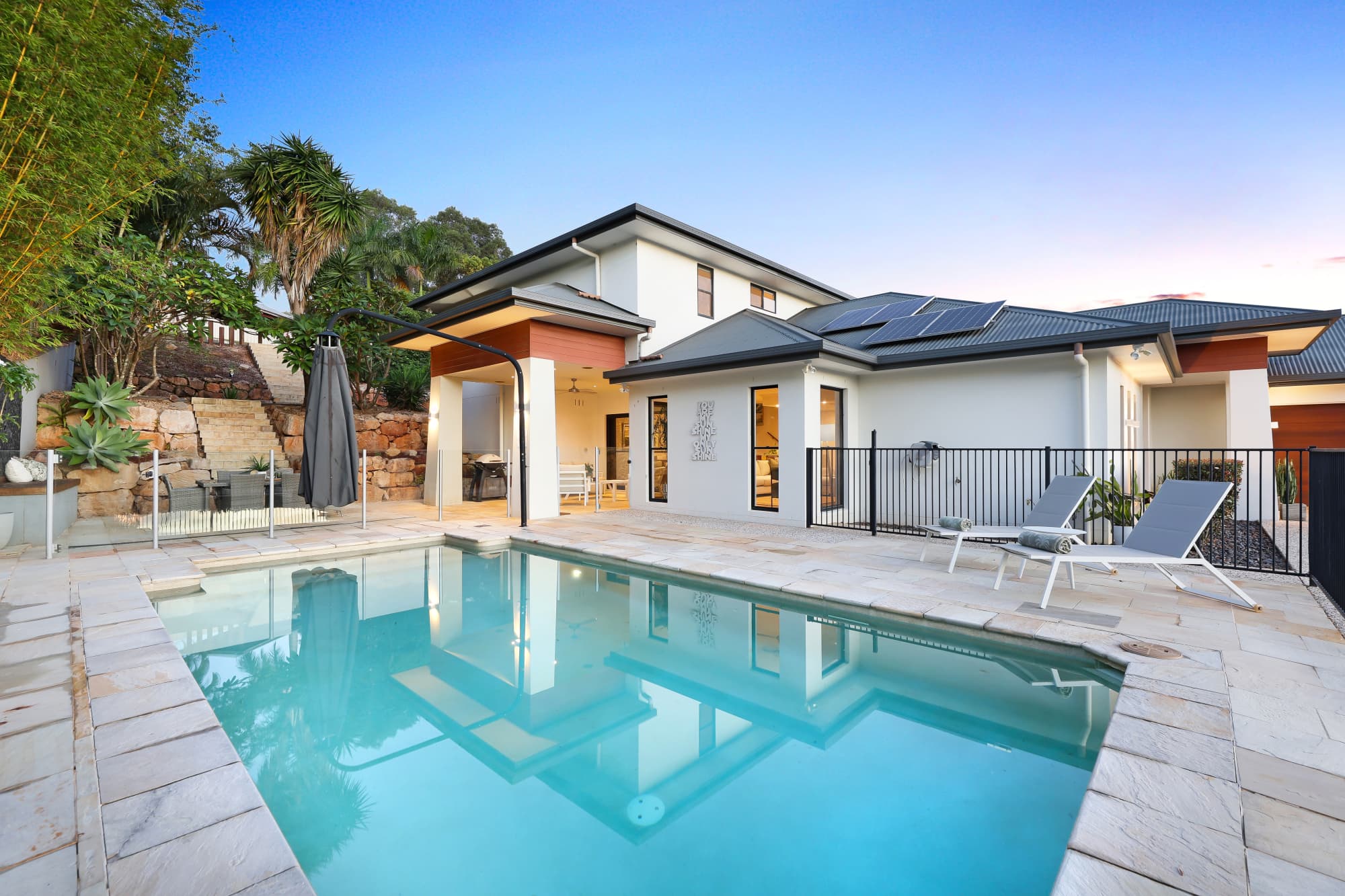 13 Finnagin Drive, Bonogin - Image 1