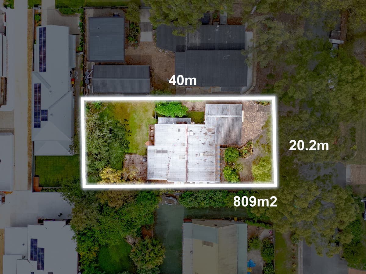 4 Arthur Street, Everton Hills, Everton Hills — photo 1 of 5
