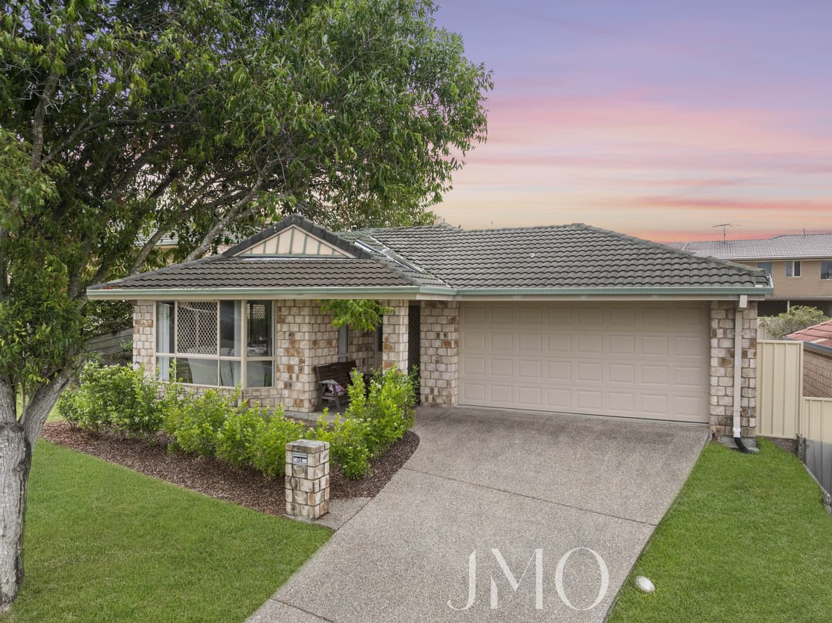 84 Bedivere Drive, Ormeau — photo 1 of 5
