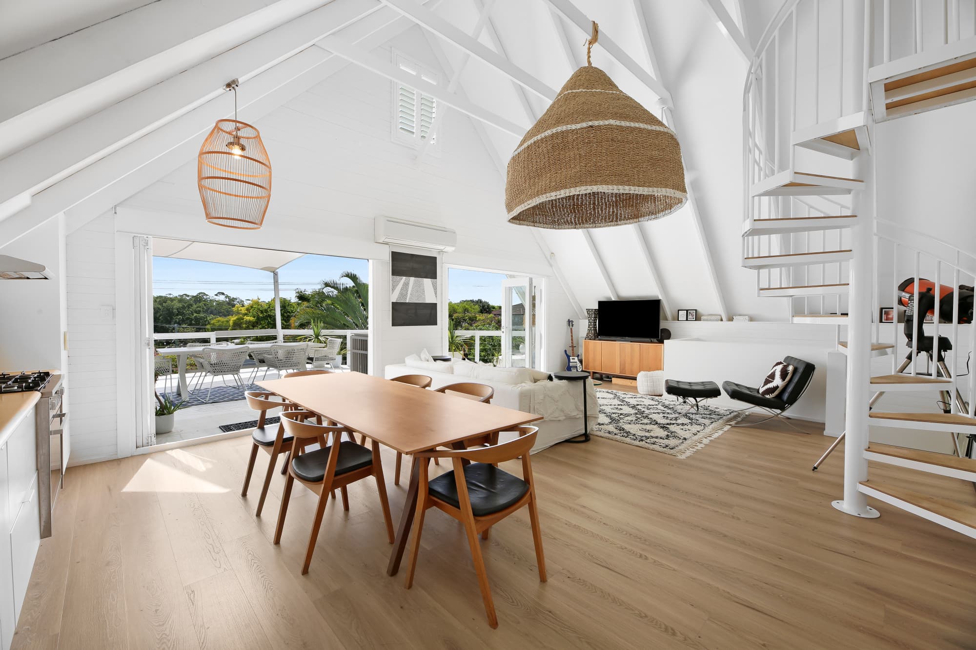 9 Buliti Street, Hope Island — photo 1 of 5