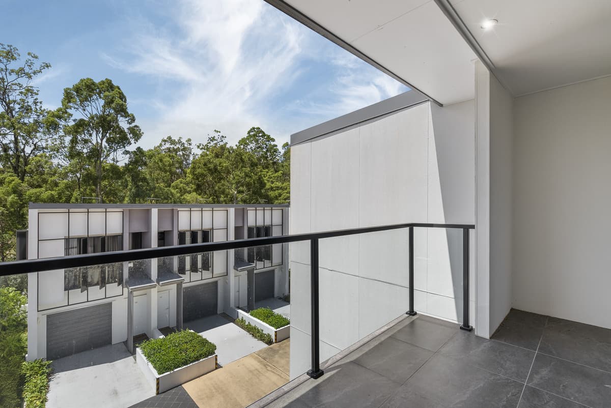 12/1141 South Pine Road, Arana Hills — photo 1 of 5