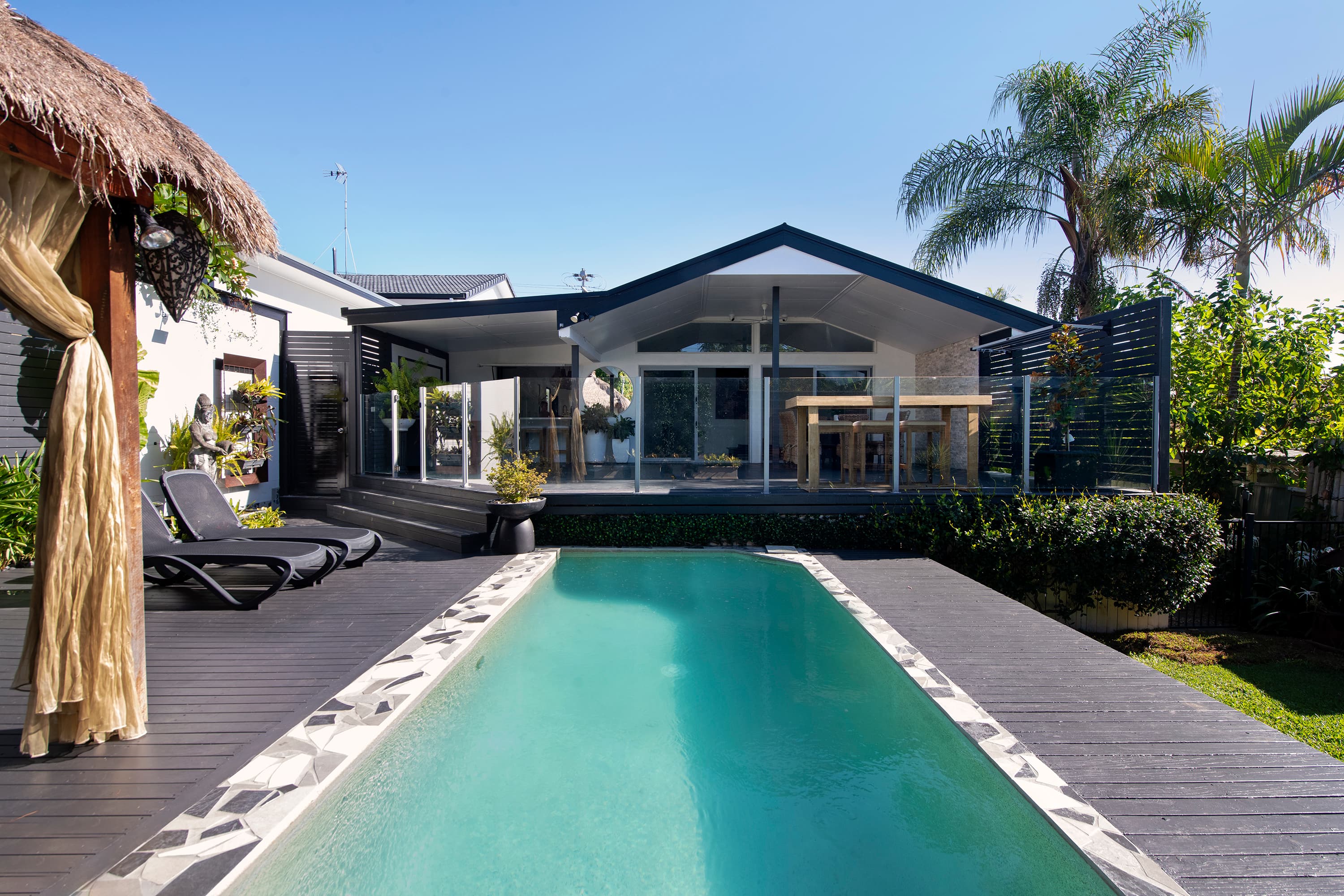 138 Heeb Street, Benowa - Image 1