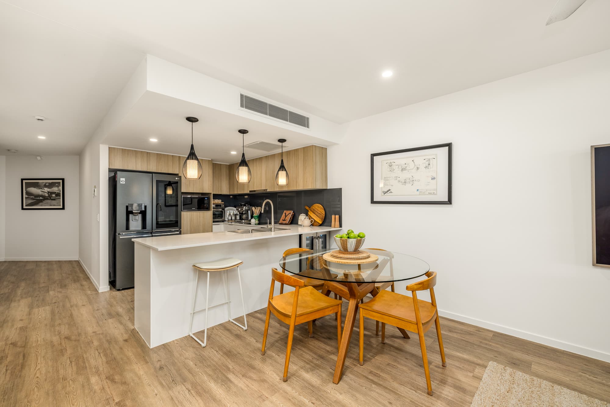 13/14 Alfred Street, Woody Point - Image 1