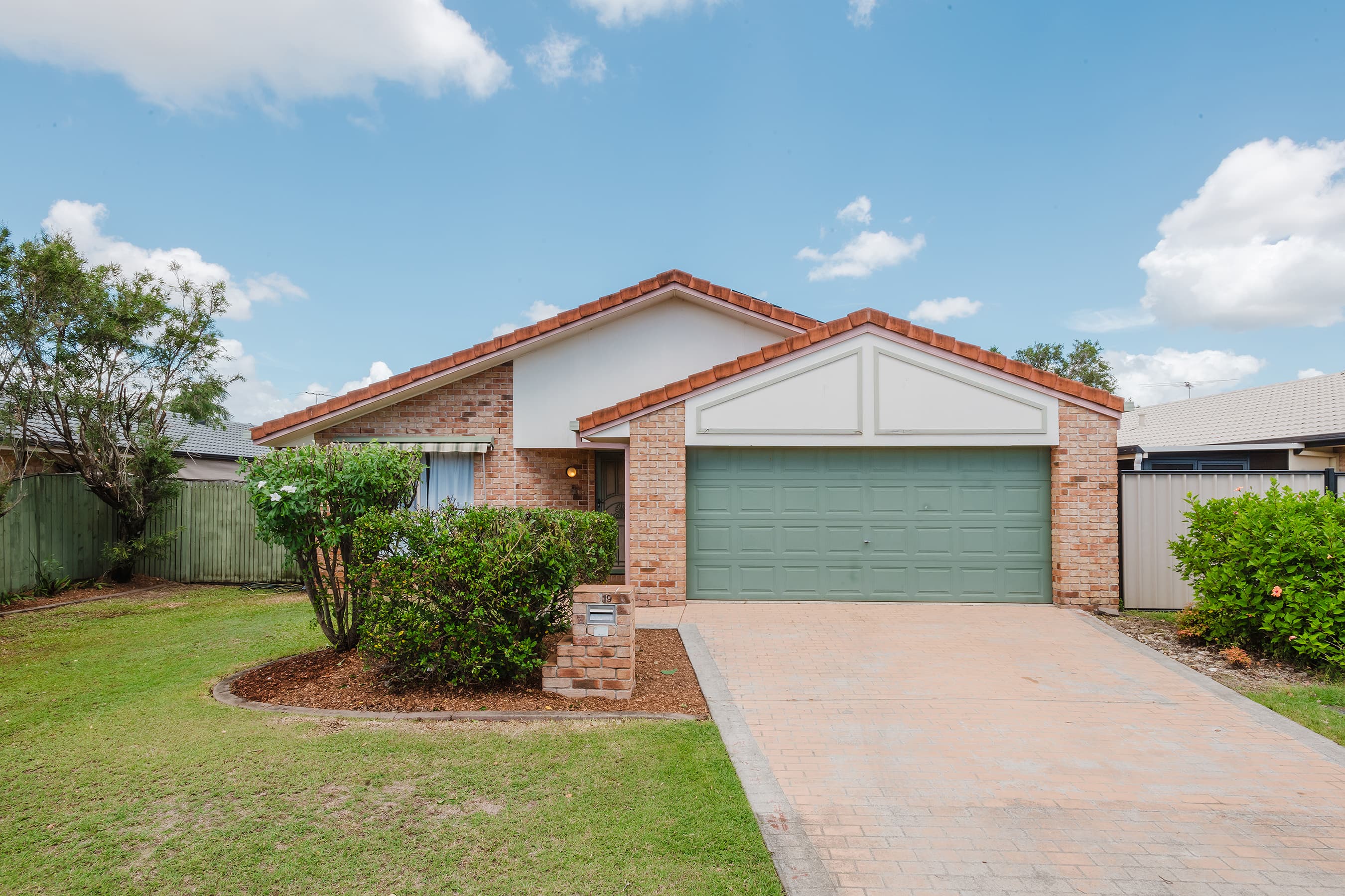 19 Eton Avenue, Boondall, Boondall — photo 1 of 5