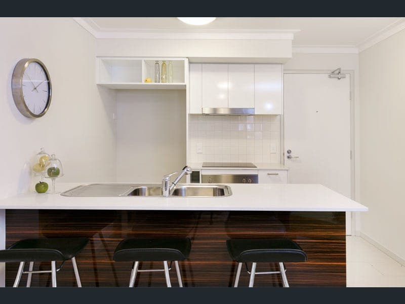 4305/135-151 Annerley Road, Dutton Park - Image 1