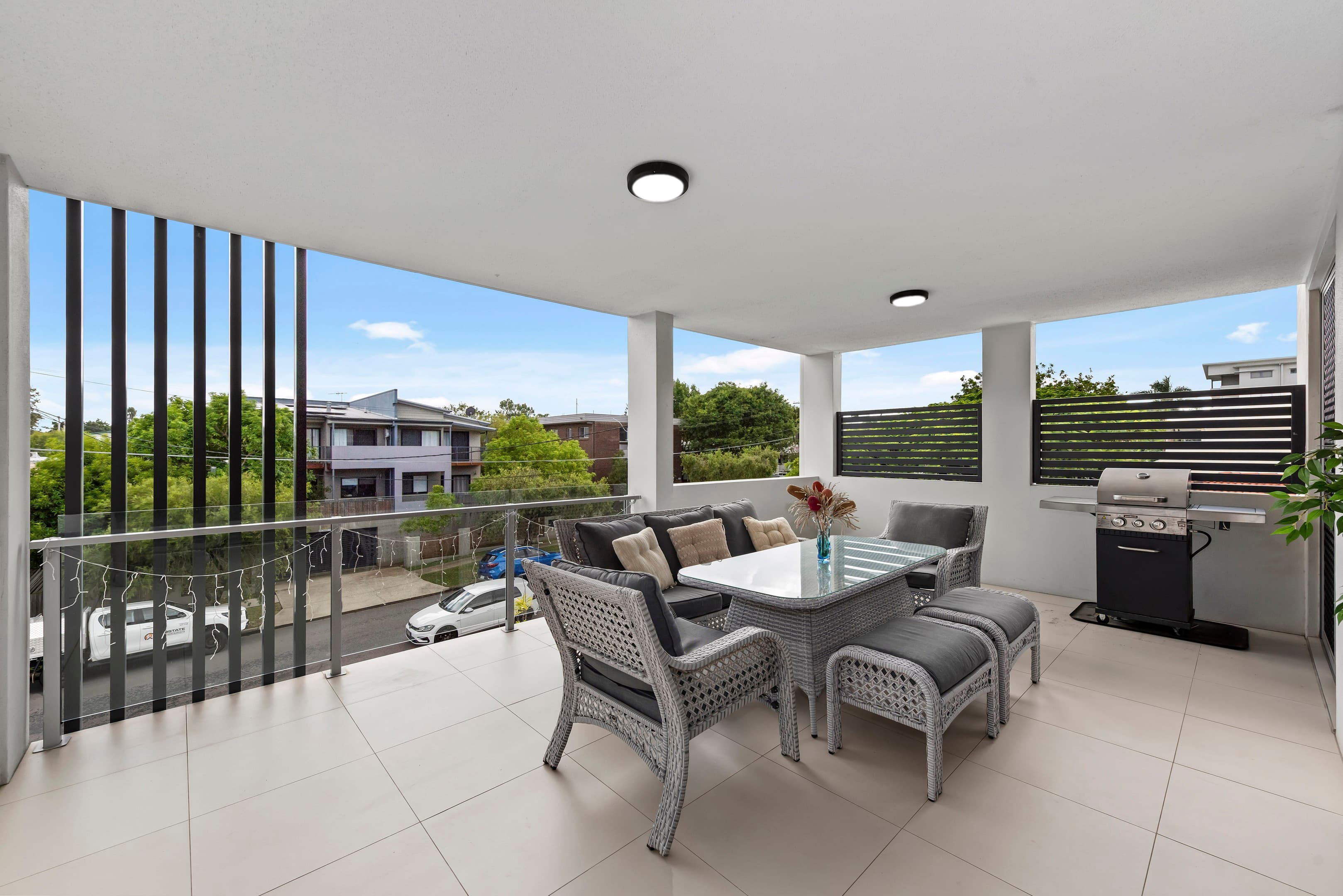 5/23 Hood Street, Sherwood - Image 1