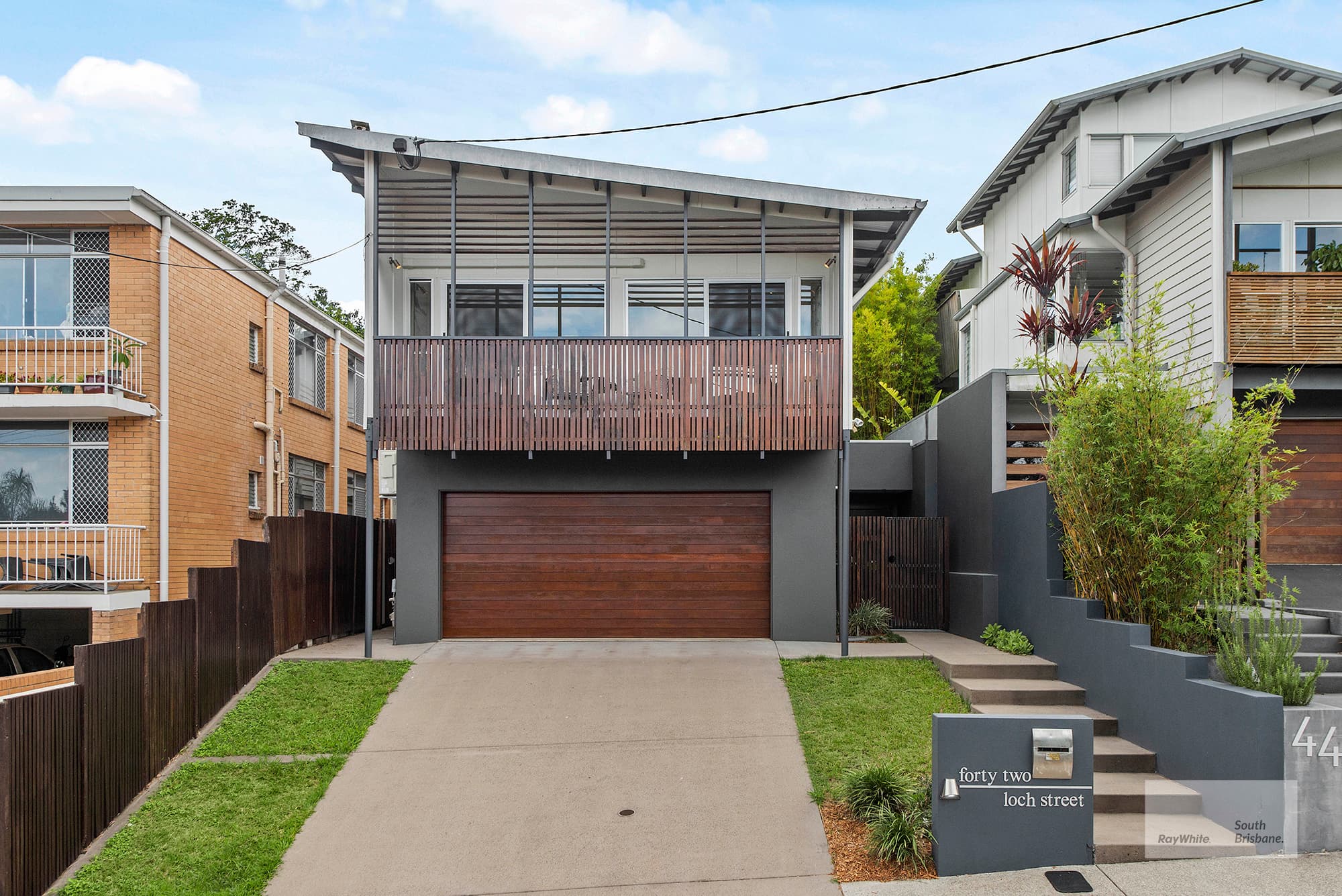 42 Loch Street, West End, West End — photo 1 of 5