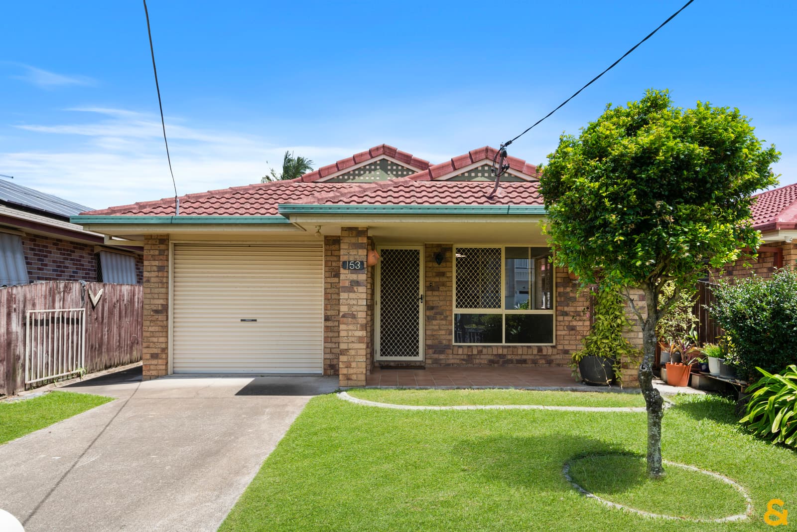 153 Henry Street, Wynnum, Wynnum — photo 1 of 5