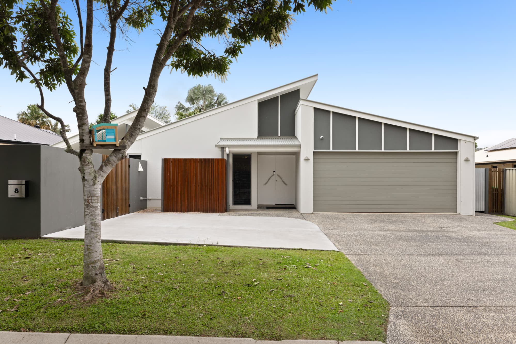 8 Calais Court, Kuluin - Image 1