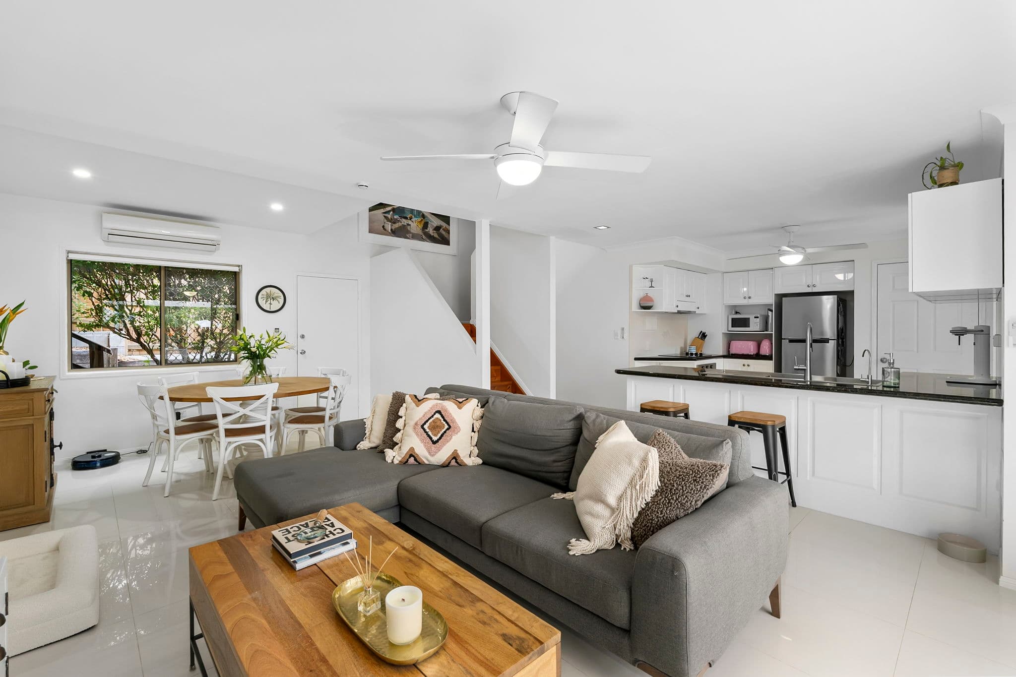 3/27 Dovercourt Road, Toowong - Image 1