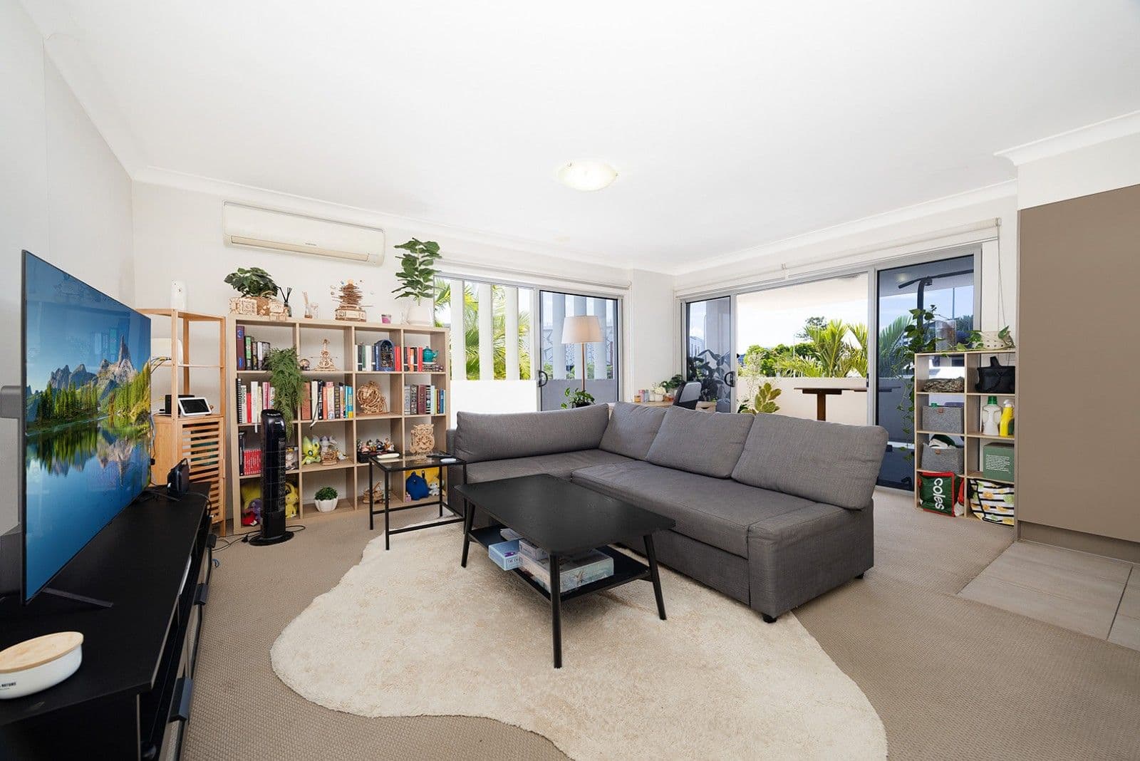 6/2242 Logan Road, Upper Mount Gravatt - Image 1