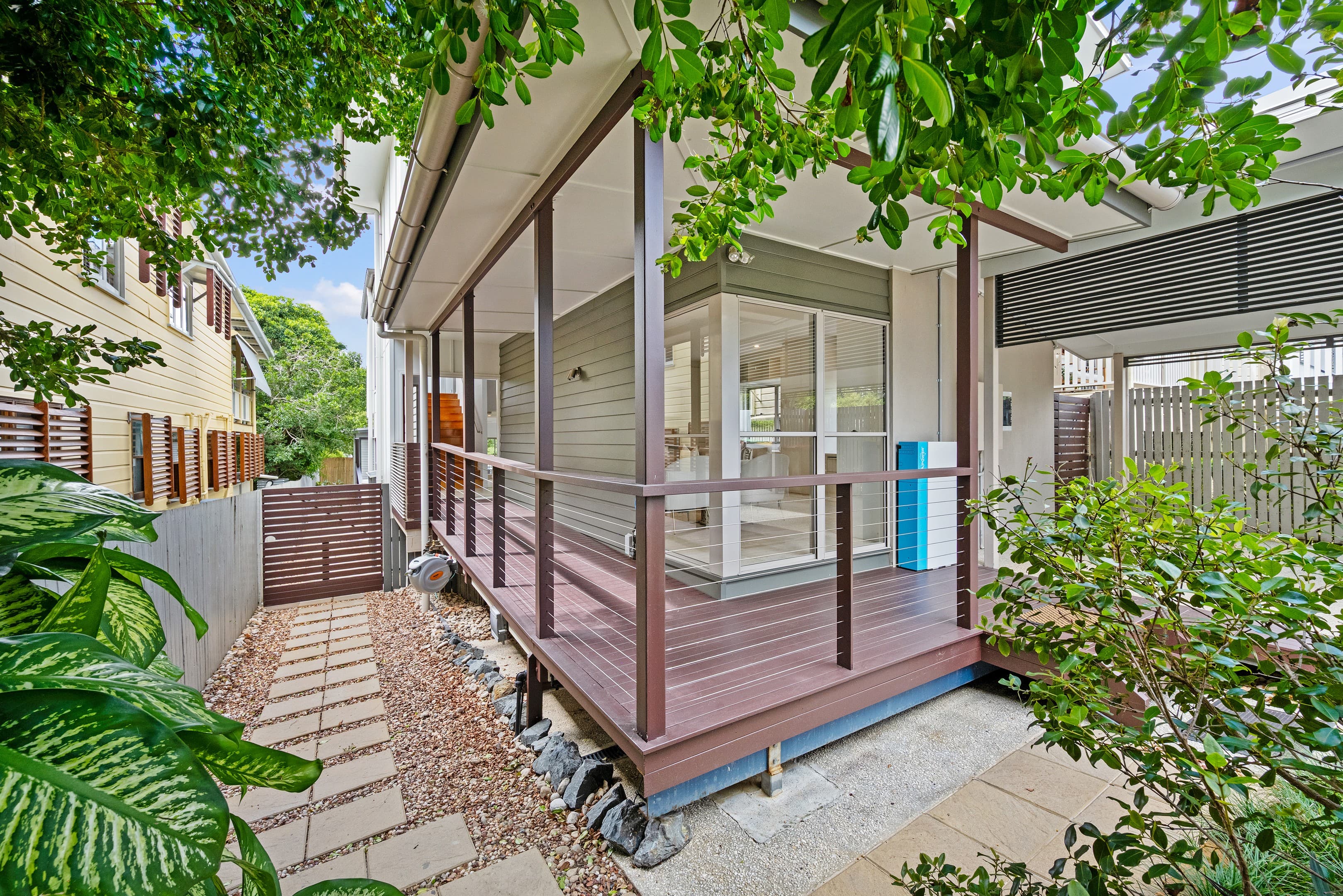104 Ferndale Street, Annerley, Annerley — photo 1 of 5