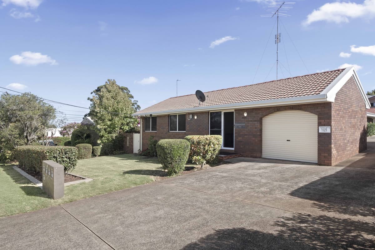 1/45 Cleary Street, Centenary Heights - Image 1