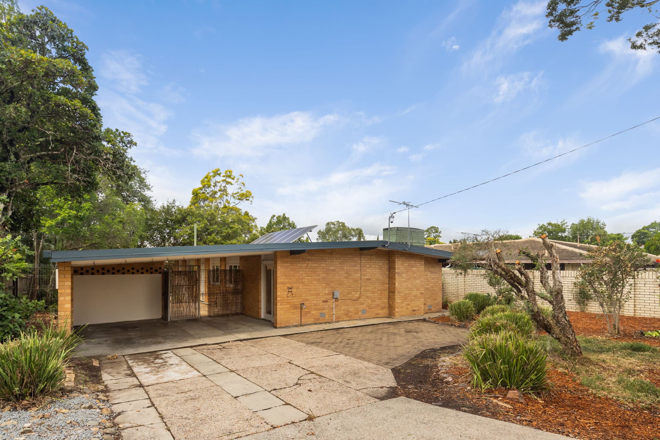 68 Kenmore Road, Kenmore, Kenmore — photo 1 of 5