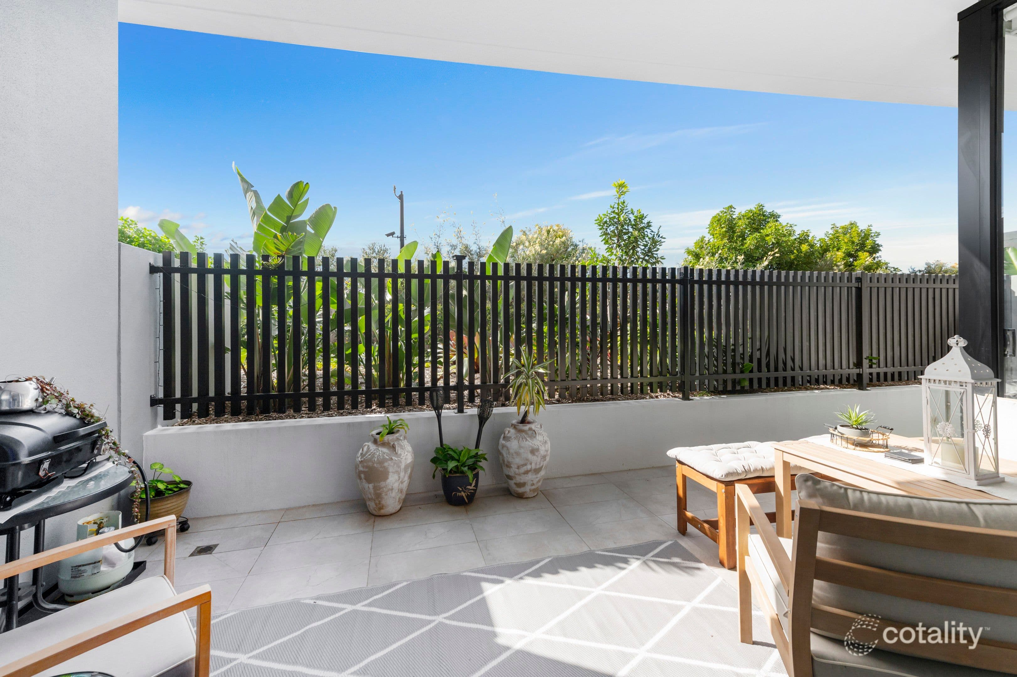 2104/1 Grant Avenue, Hope Island, Hope Island — photo 1 of 5