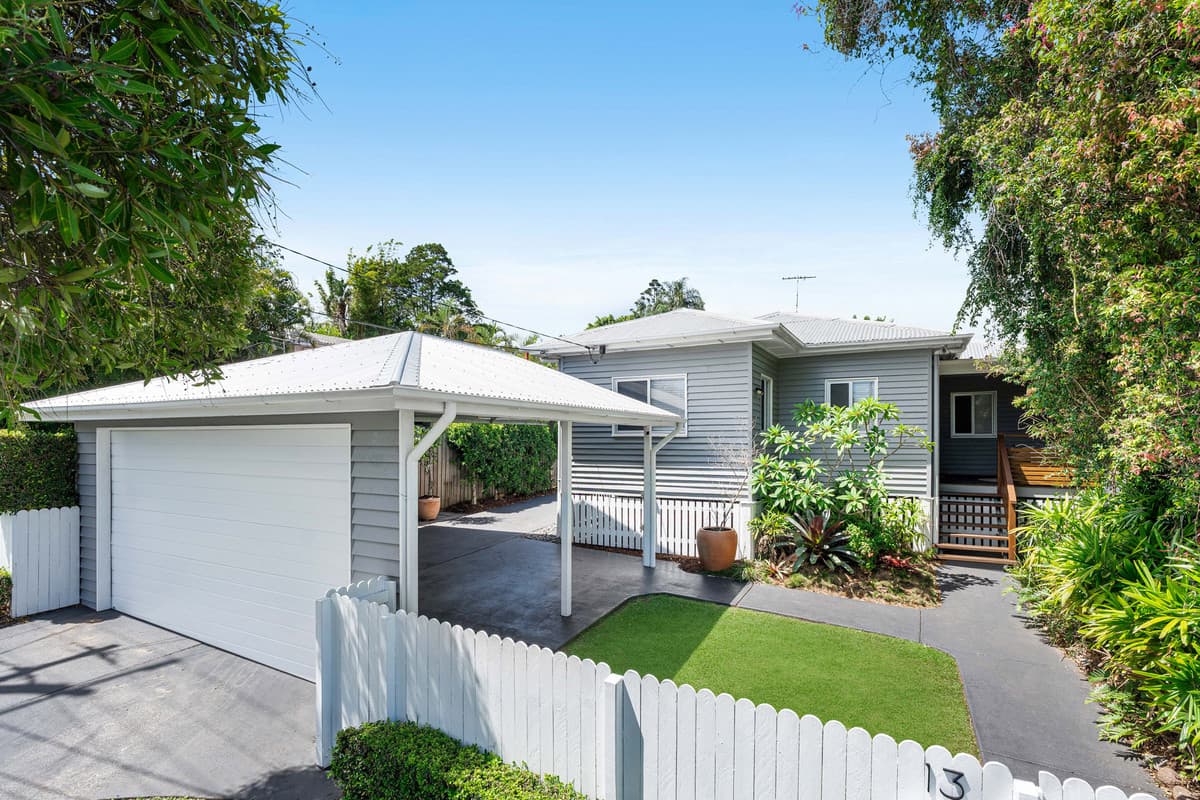 13 Ogilvie Street, Wynnum, Wynnum — photo 1 of 5