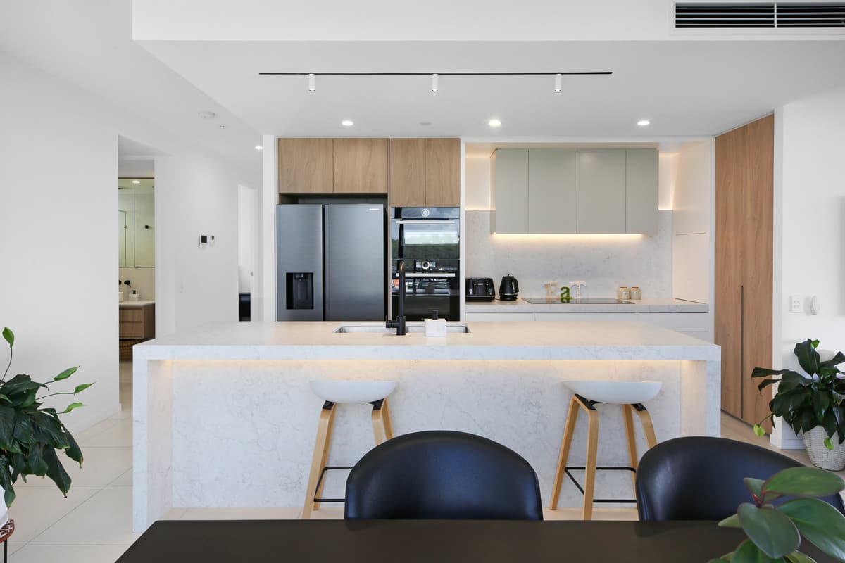 53/20 Executive Drive, Burleigh Waters - Image 1