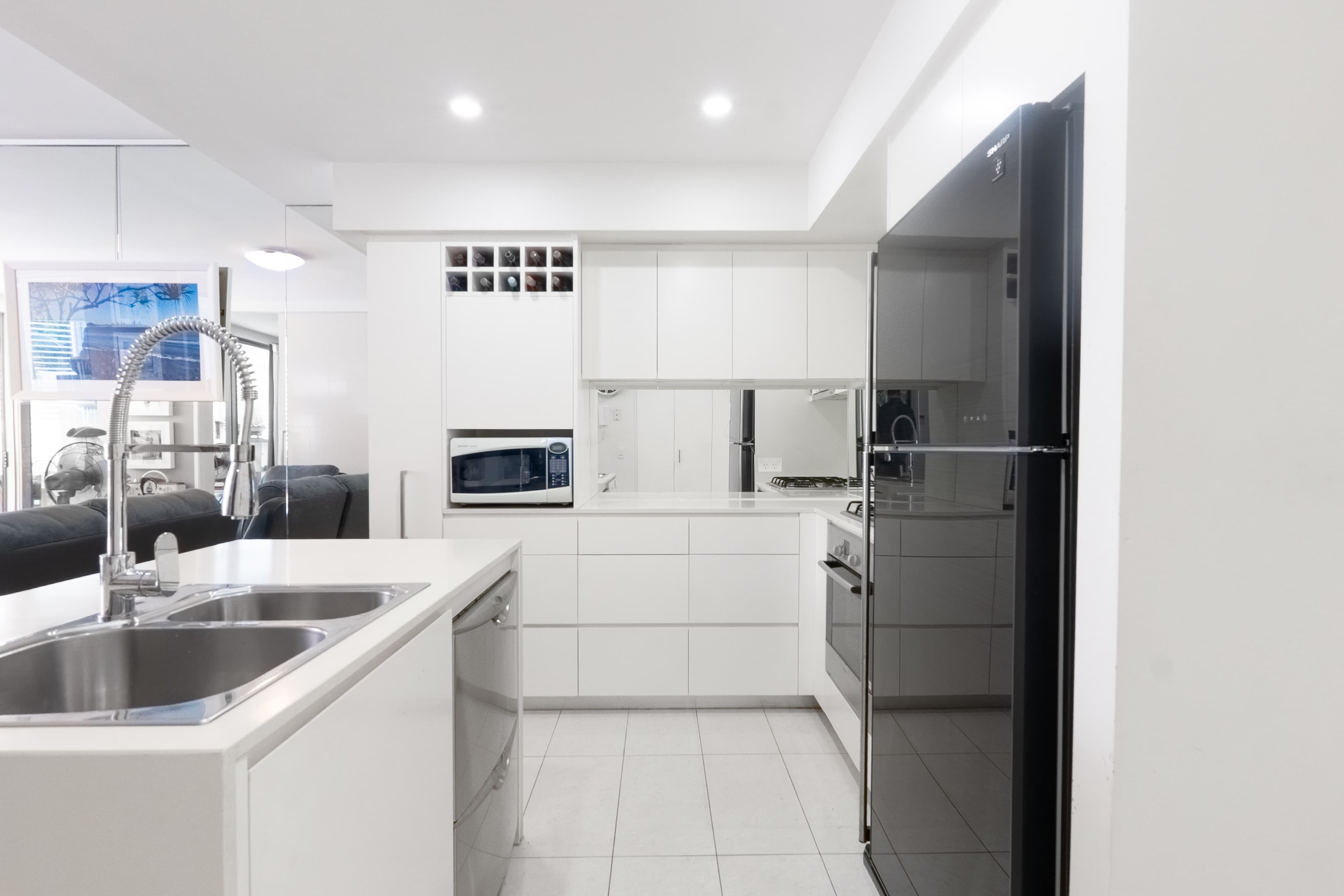 1003/438 Marine Parade, Biggera Waters - Image 1