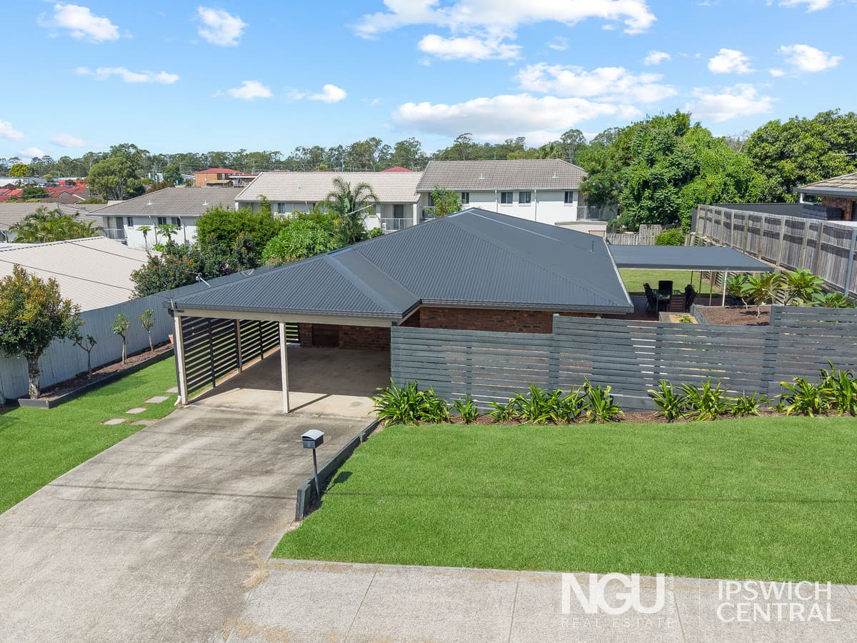 9 Batman Drive, Redbank Plains, Redbank Plains — photo 1 of 5