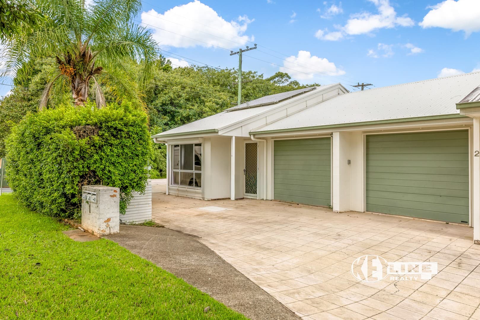 1/1 Pine Street, Nambour, Nambour — photo 1 of 5