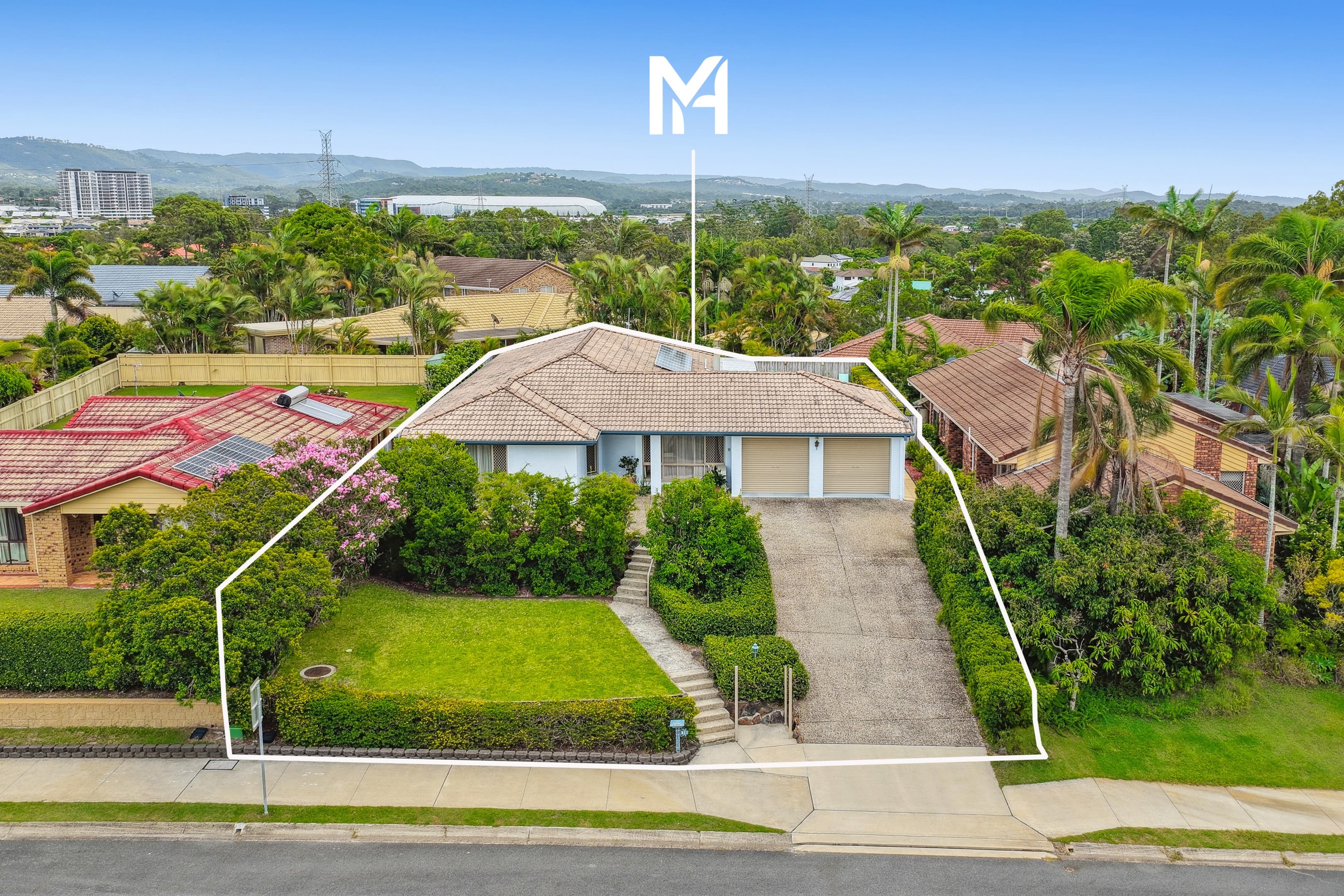 81 Thorngate Drive, Robina - Image 1