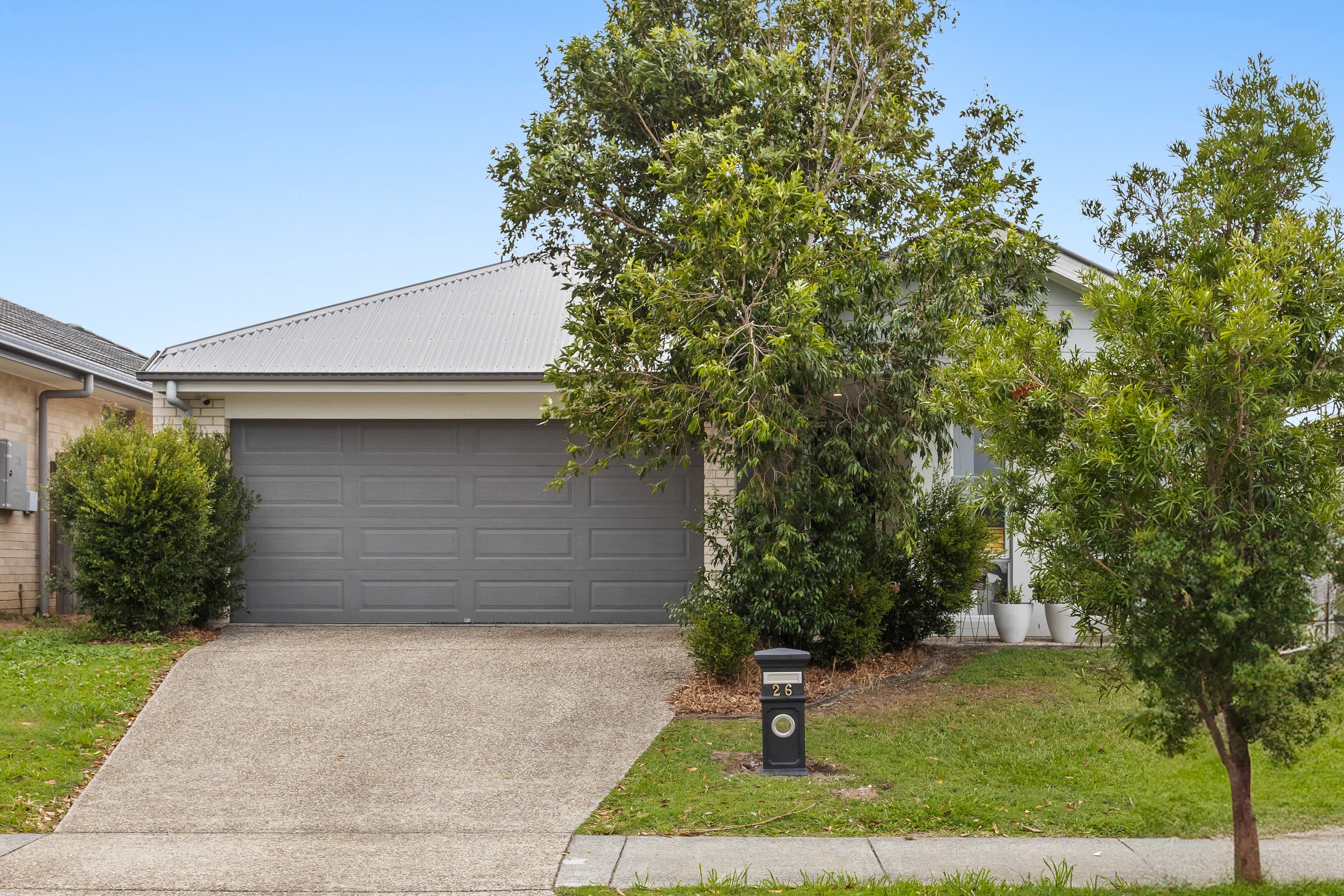 26 Minka Lane, Ormeau, Ormeau — photo 1 of 9