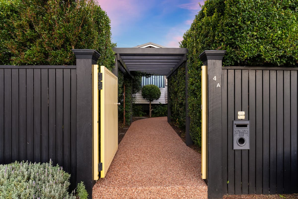 4A Phillip Street, East Toowoomba, East Toowoomba — photo 1 of 5