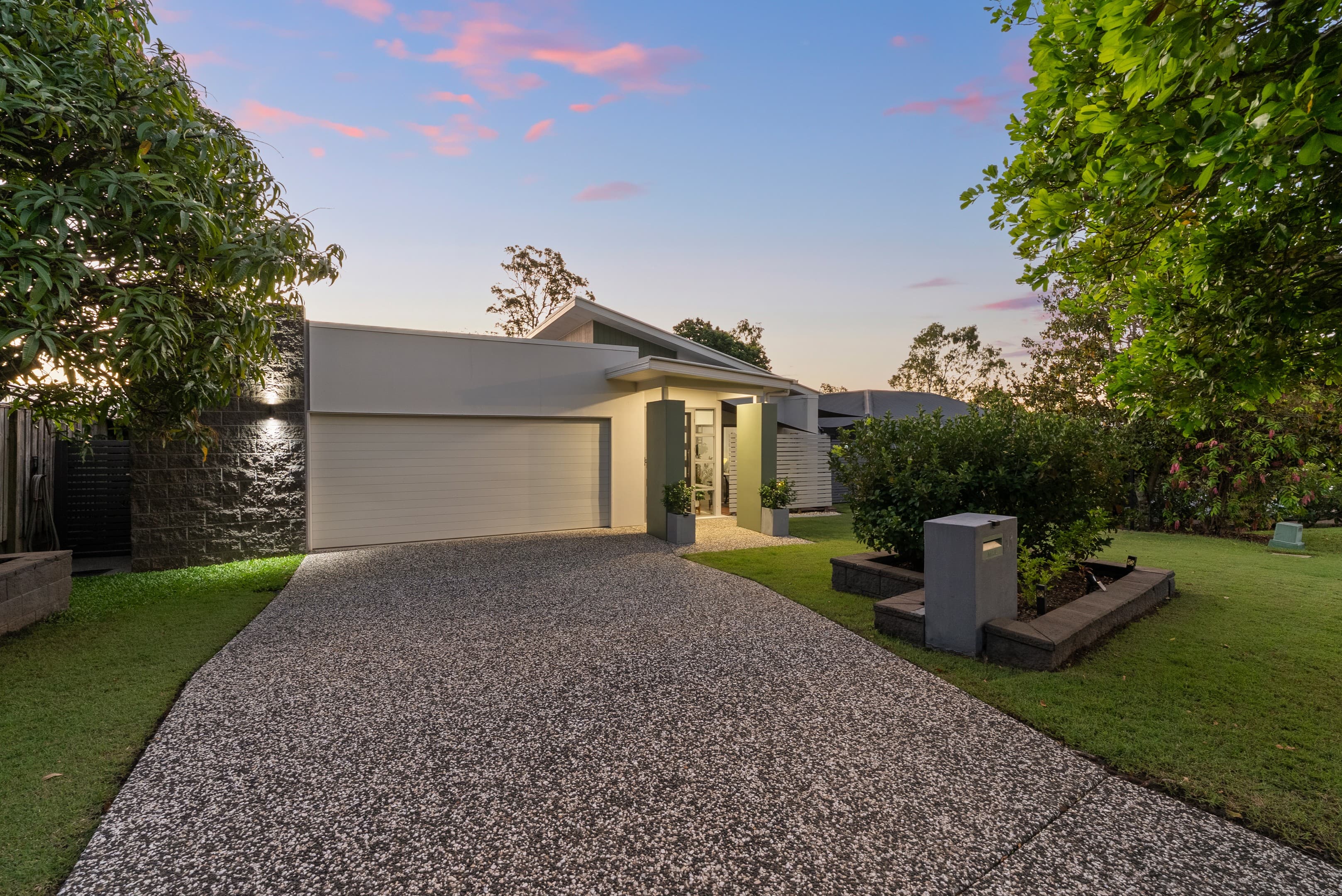 11 Picnic Creek Drive, Coomera, Coomera — photo 1 of 5