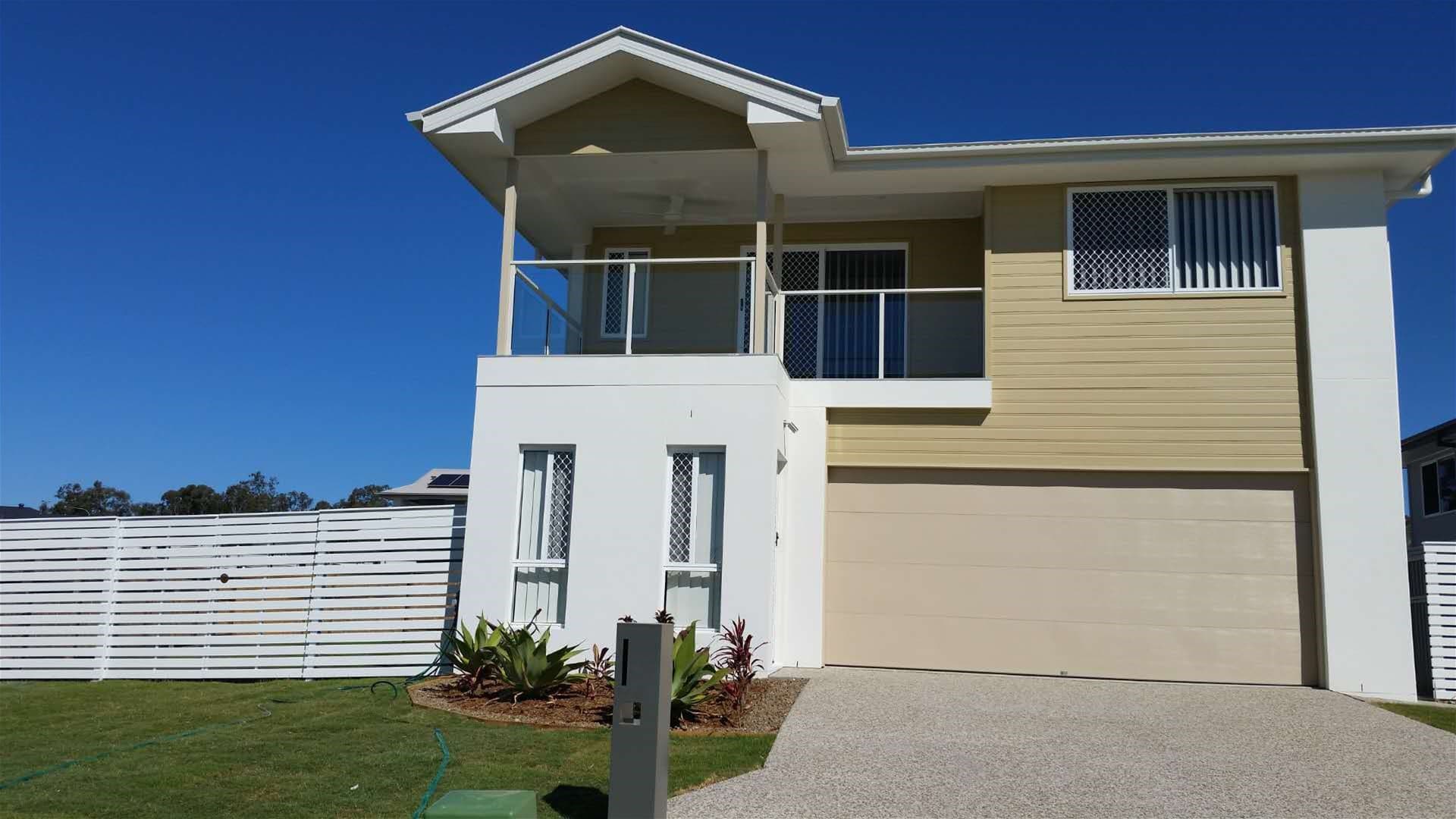 28 Leong street, Bridgeman Downs — photo 1 of 5