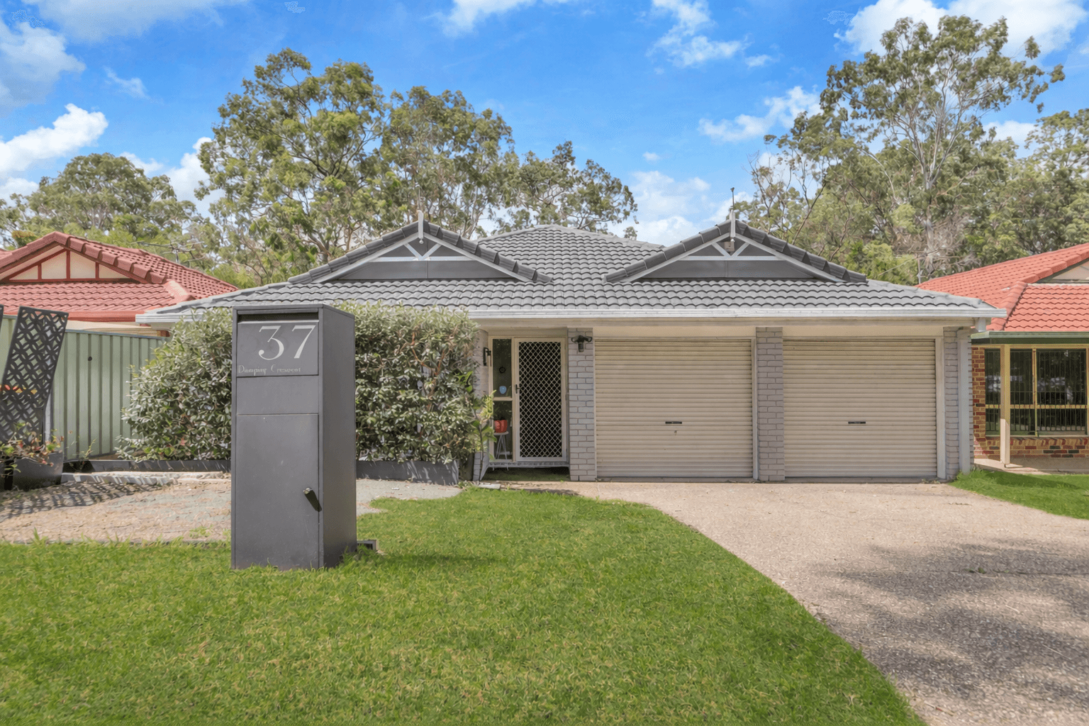 37 Dampier Crescent, Forest Lake, Forest Lake — photo 1 of 5