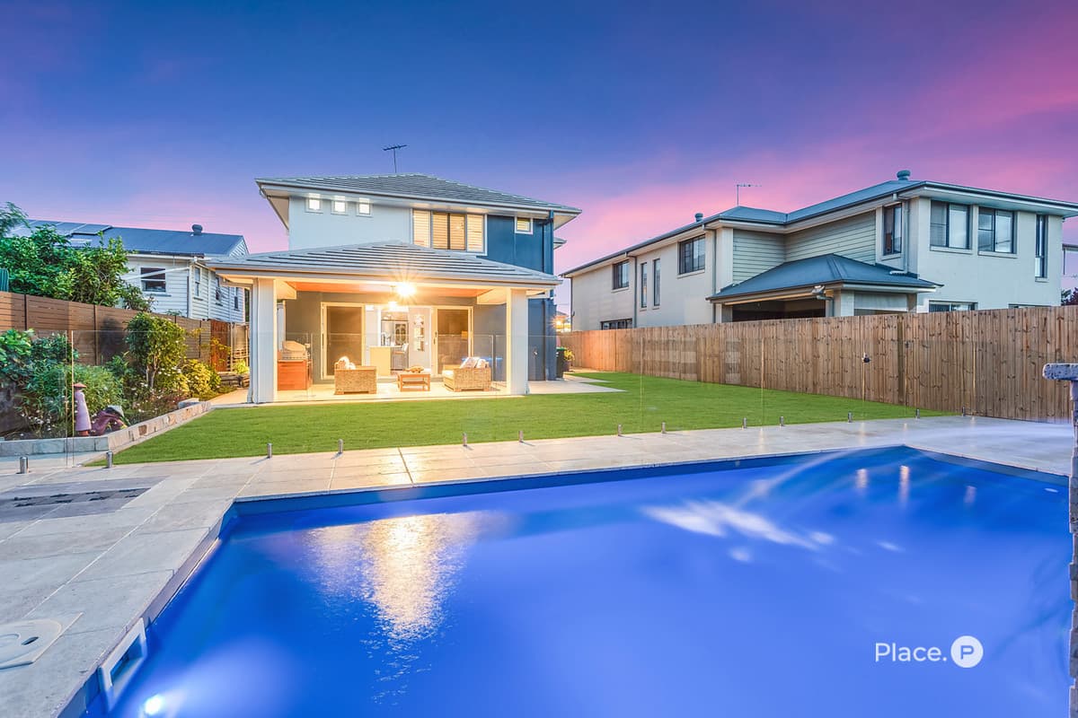 7 Thomas Street, Clontarf - Image 1