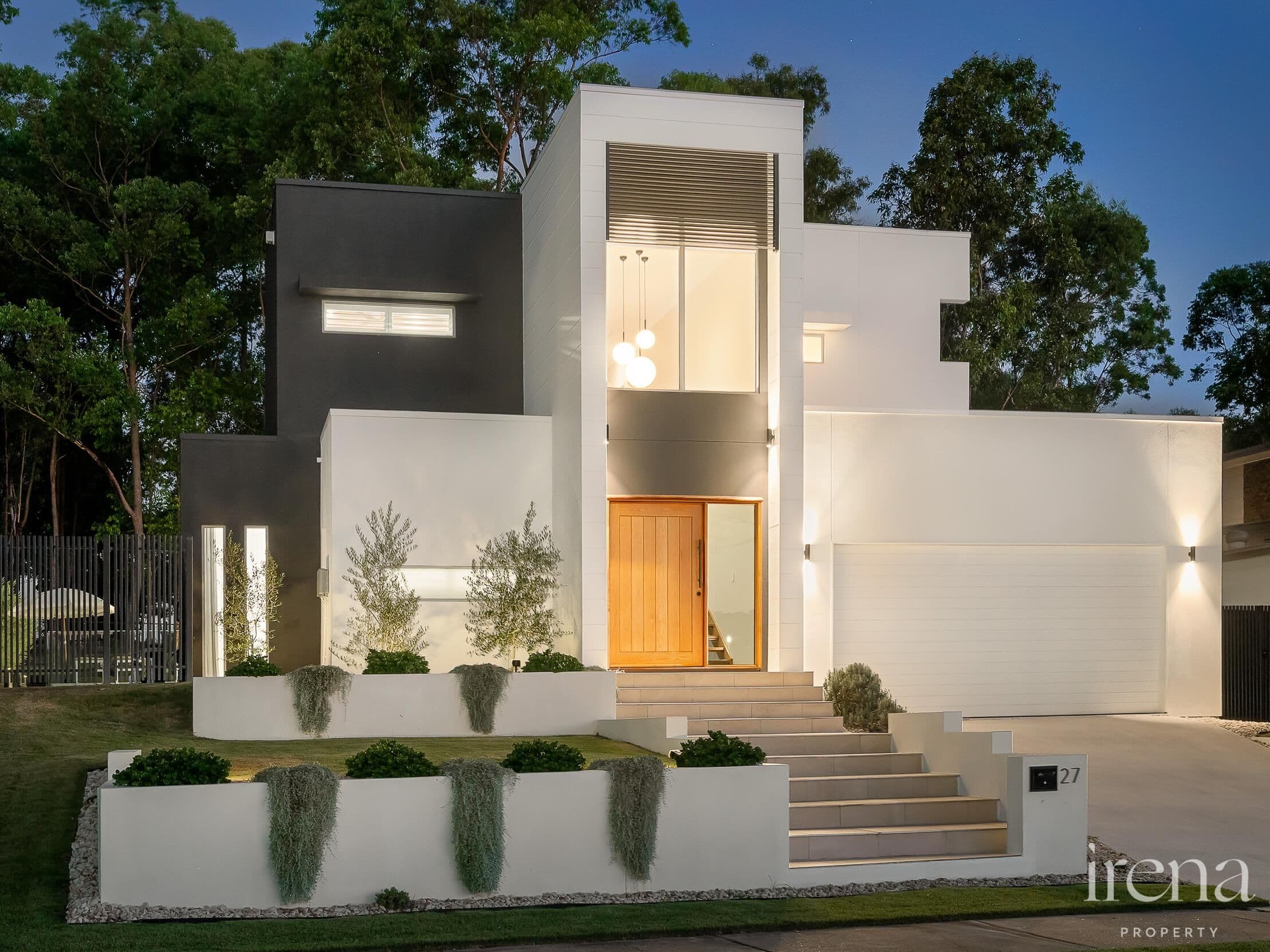 27 Waterhousia Crescent, Brookwater - Image 1