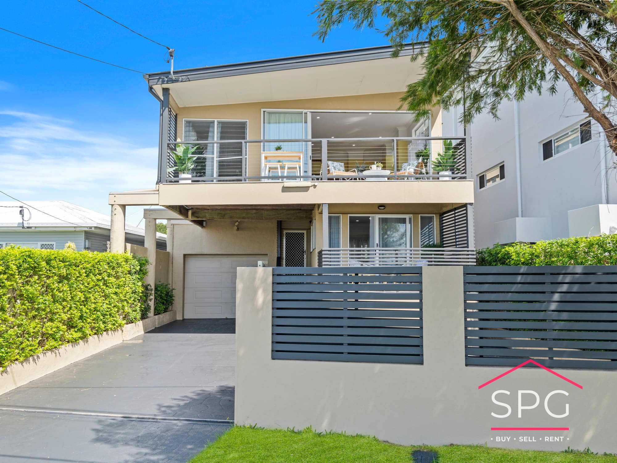 779 Esplanade, Lota - Image 1