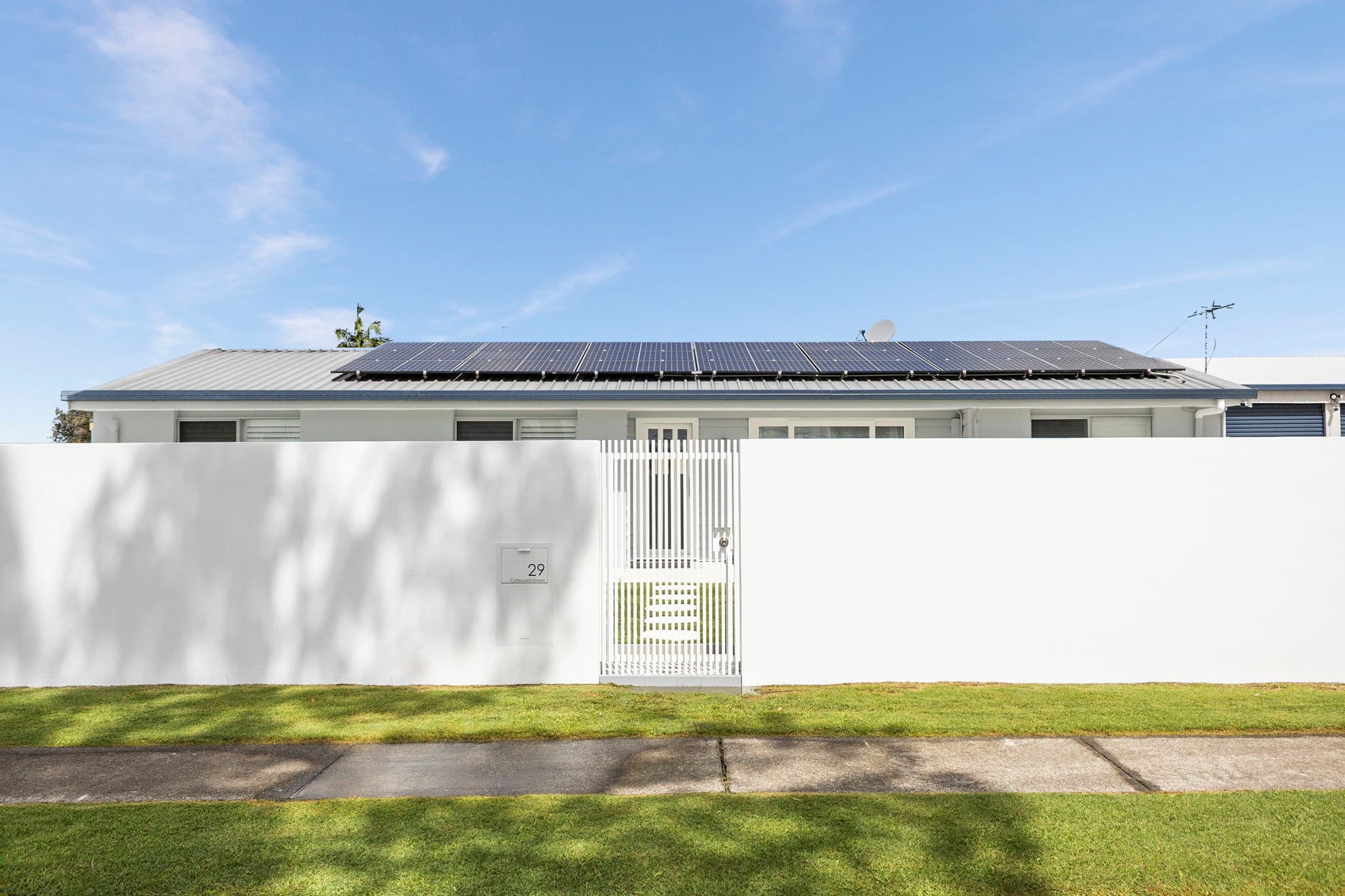 29 Cotswold Street, Mount Warren Park, Mount Warren Park — photo 1 of 5