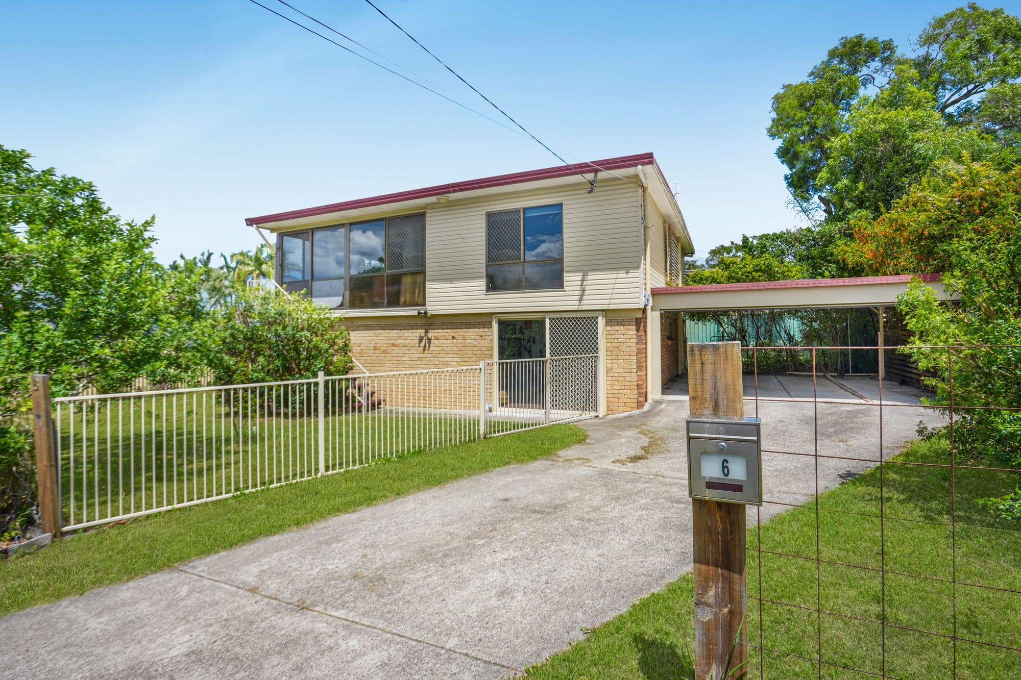 6 Brownvale Street, Logan Central - Image 1