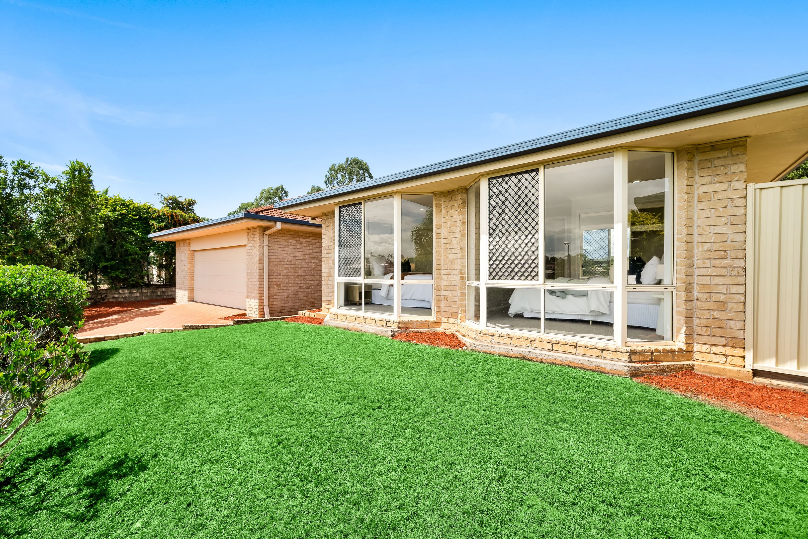 26 Fairmont Crescent, Underwood - Image 1