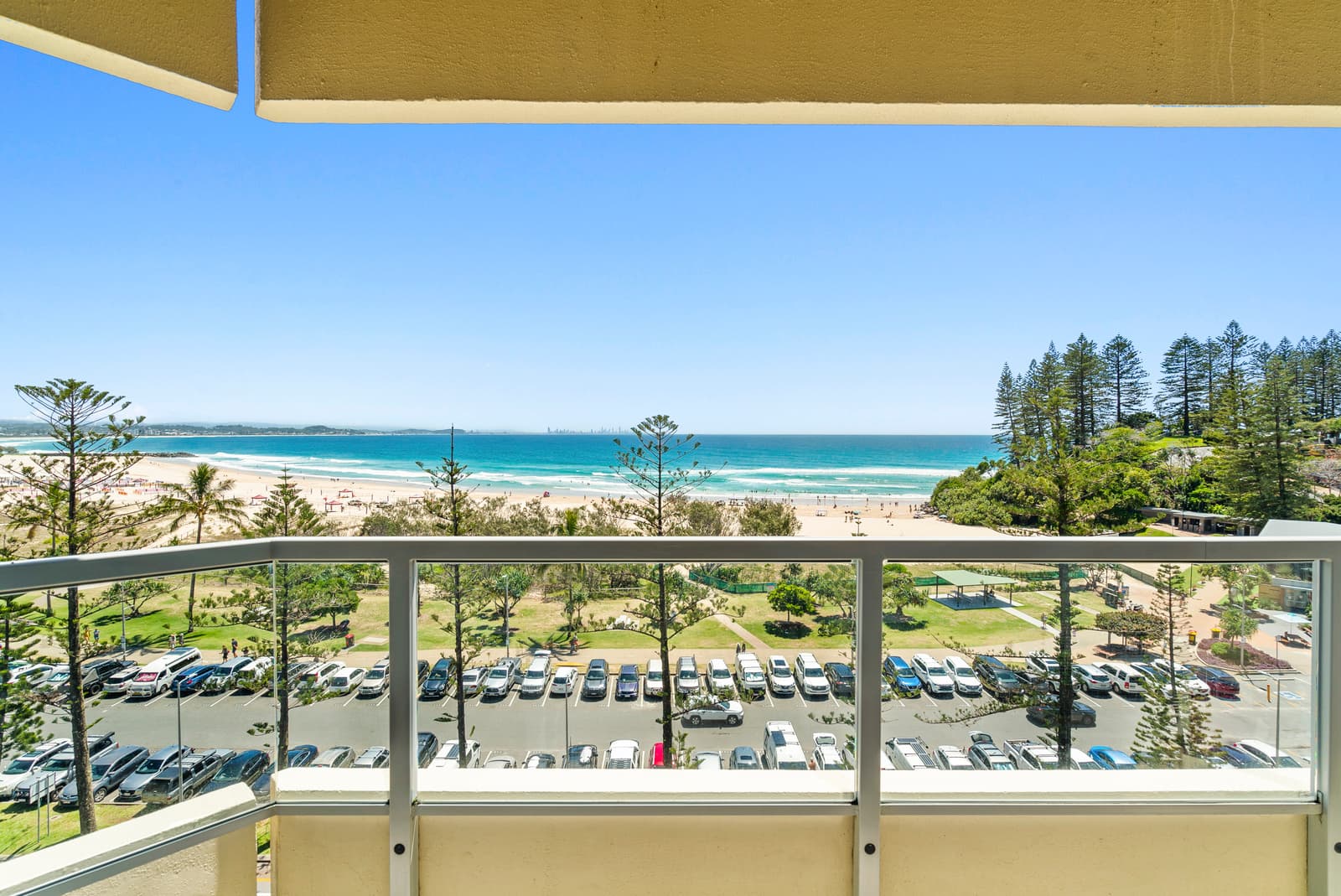 22/130 Marine Parade, Coolangatta - Image 1