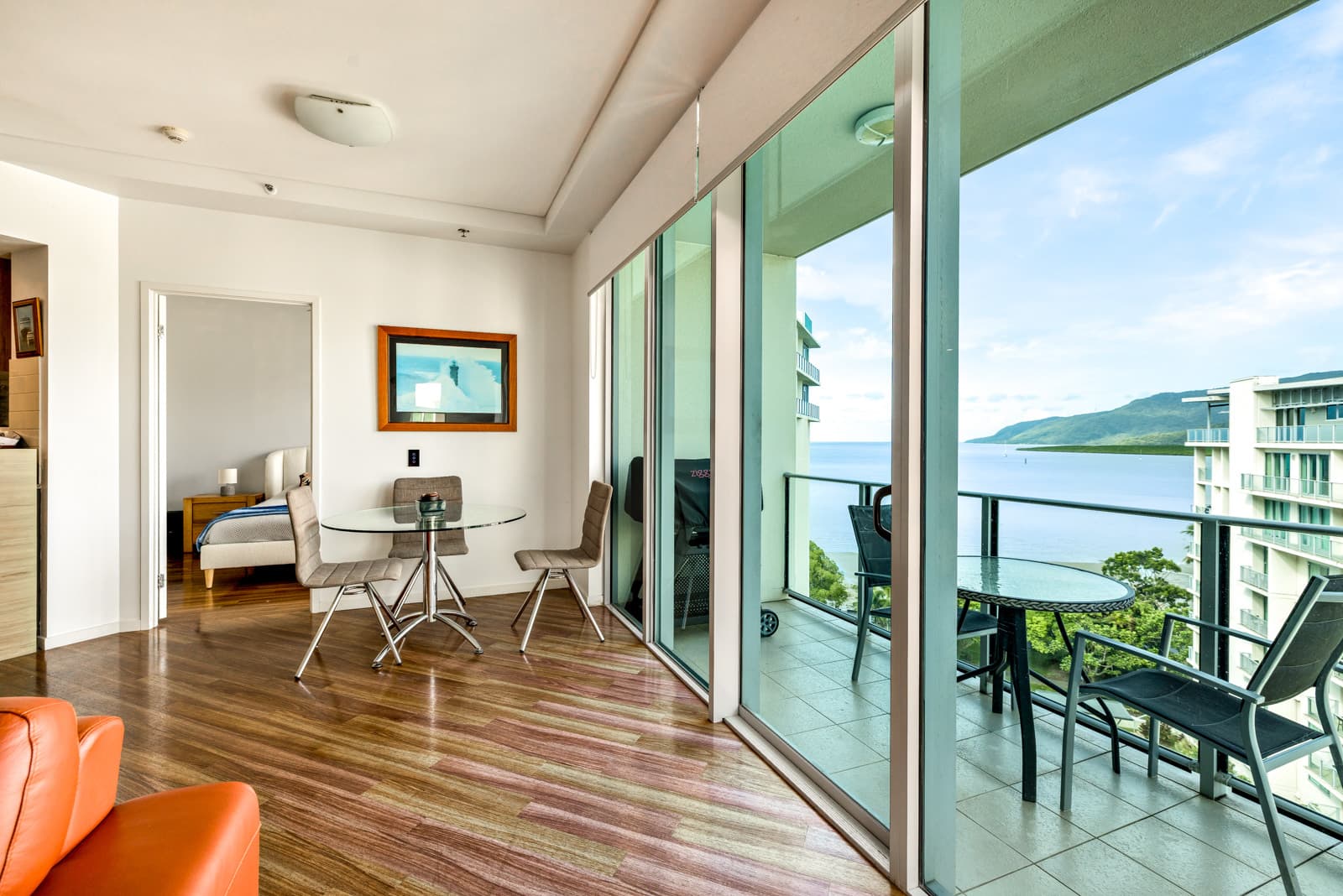 1109/101 Esplanade, Cairns City — photo 1 of 5