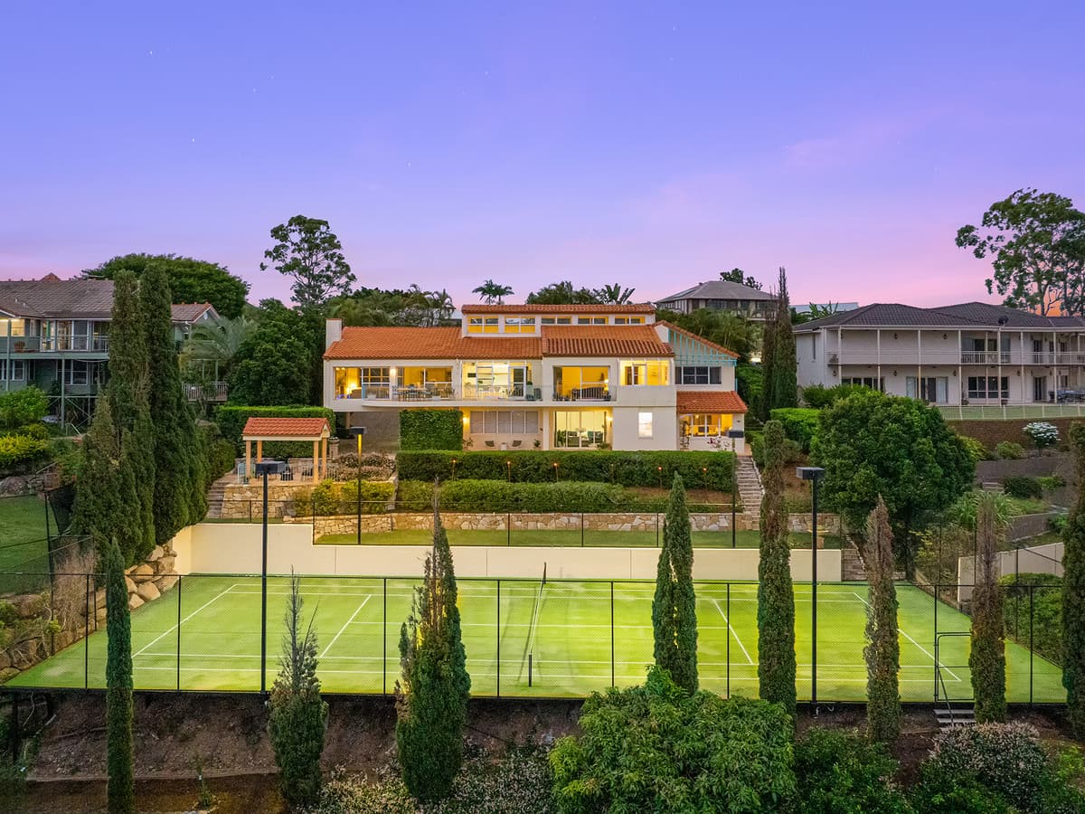 5 Sutherland Court, Mount Ommaney - Image 1