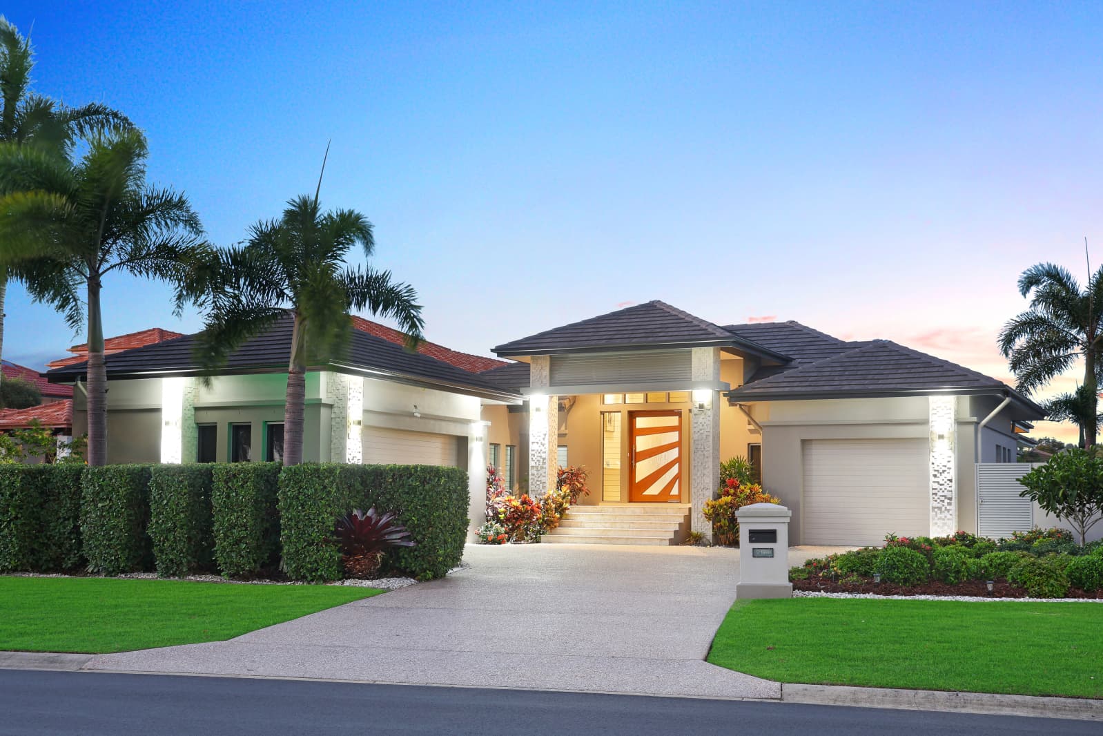 2171 Beaufort Way, Hope Island - Image 1