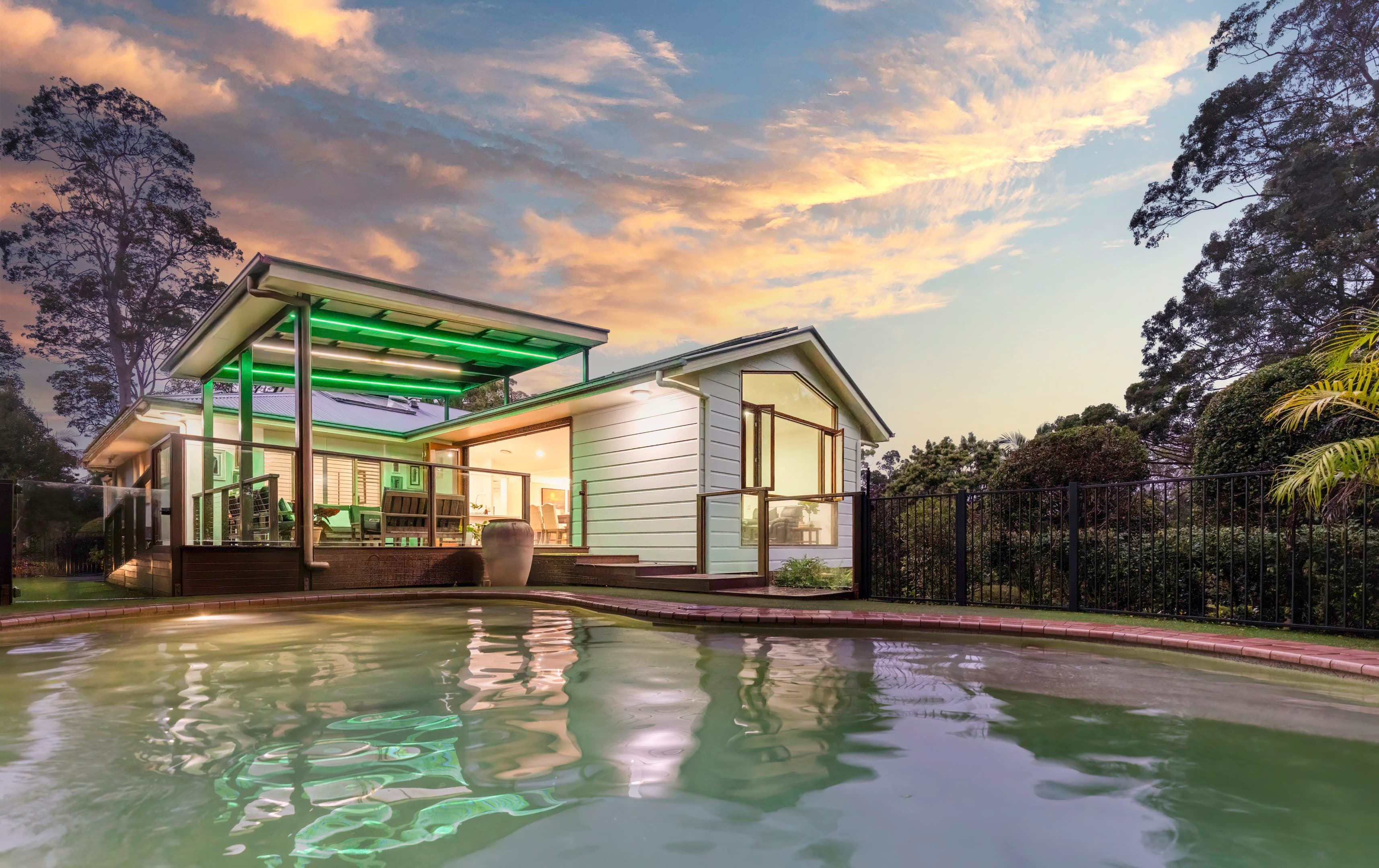 83 Topview Drive, Tanawha - Image 1