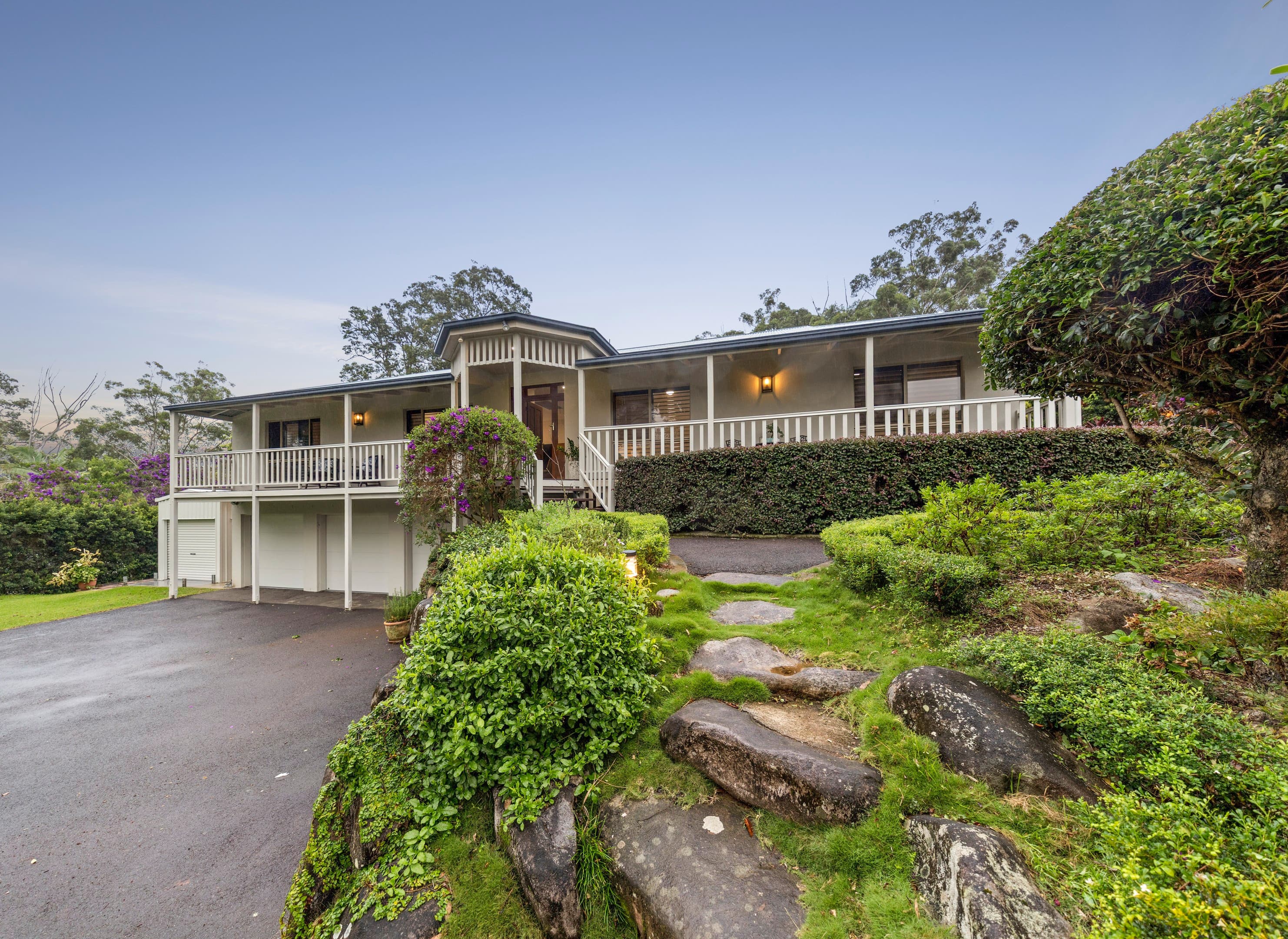 83 Topview Drive, Tanawha — photo 1 of 5