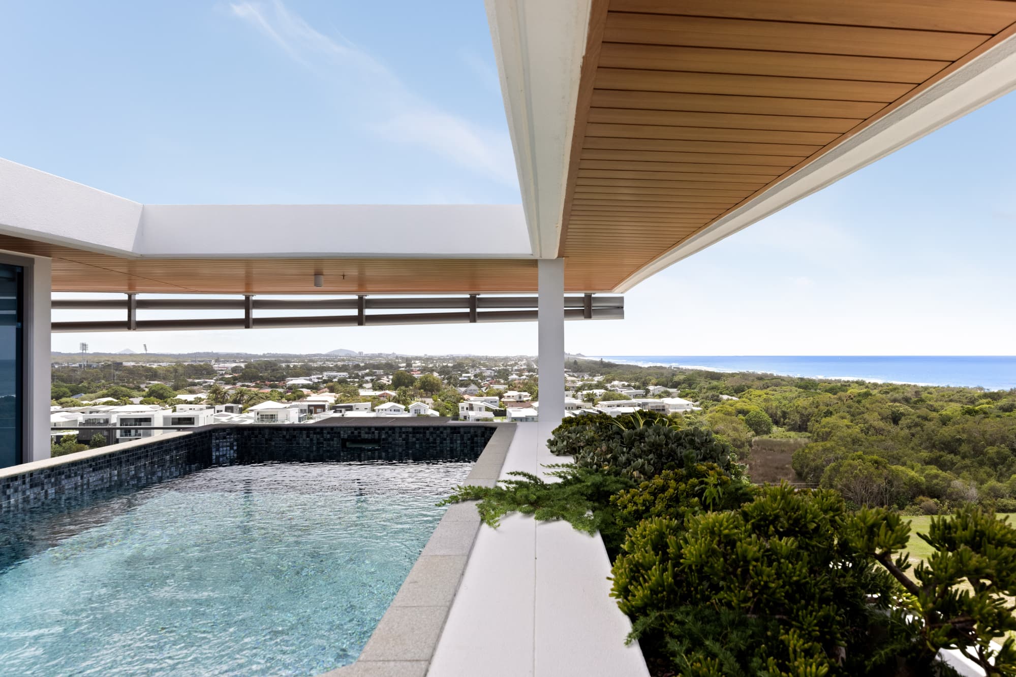 2803/19 Kombi Street, Bokarina - Image 1