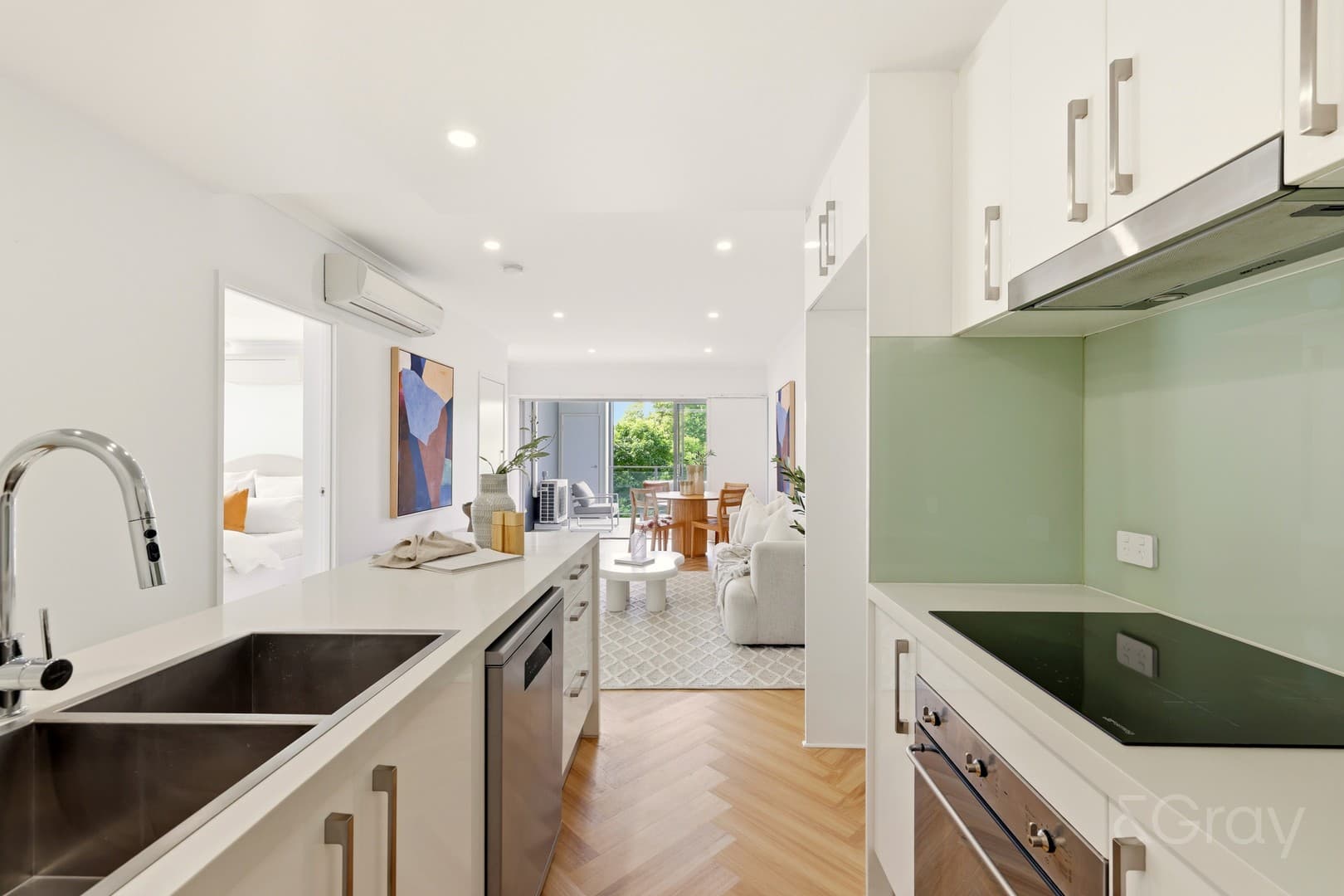 4/586 Sherwood Road, Sherwood - Image 1