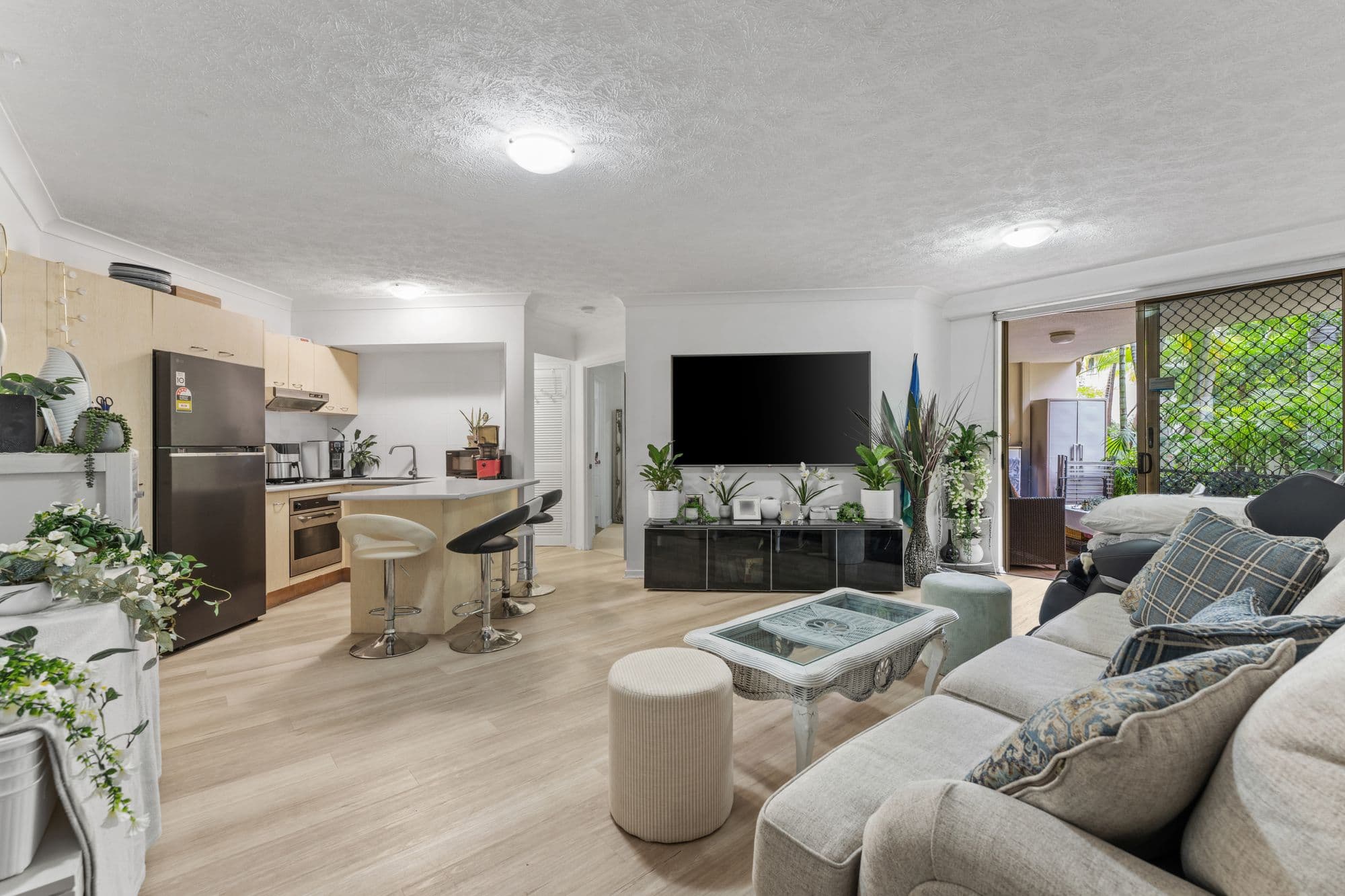 38/2342-2358 Gold Coast Highway, Mermaid Beach, Mermaid Beach — photo 1 of 5