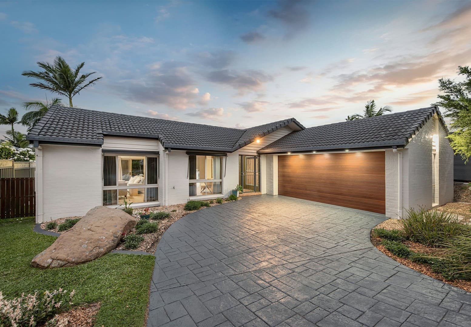 6 Harvey Place, Wishart, Wishart — photo 1 of 5
