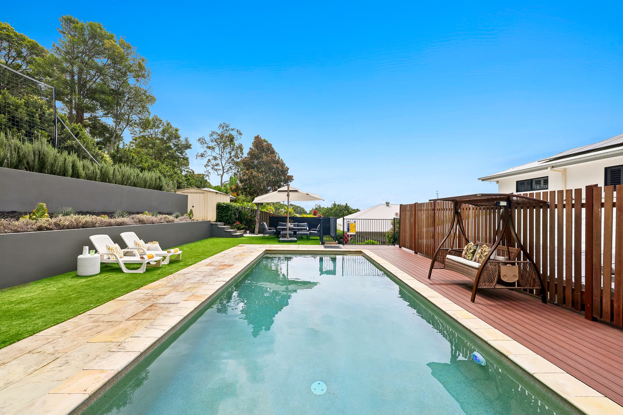 49 Wyangan Valley Way, Mudgeeraba — photo 1 of 5