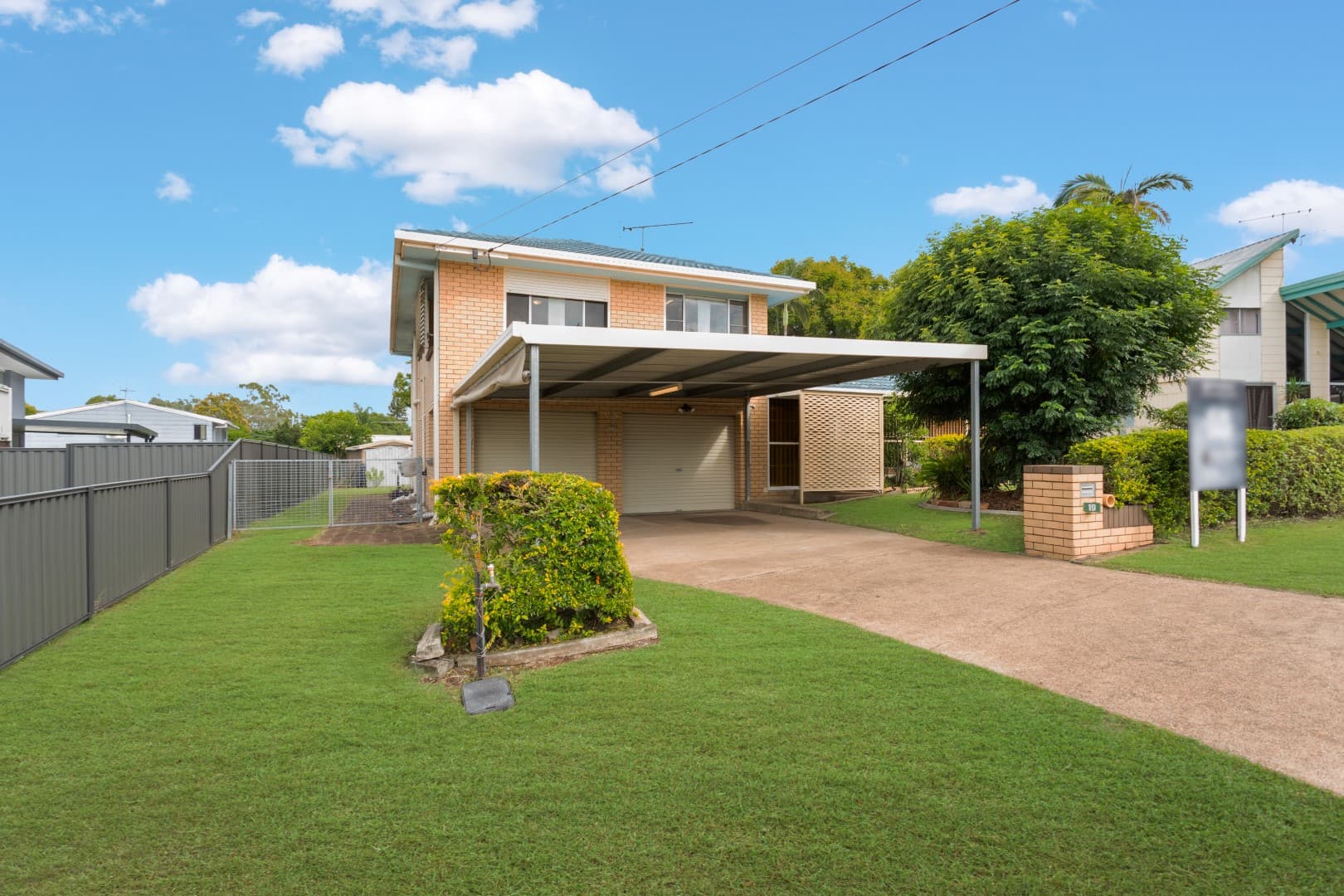 19 Warner Street, Raceview, Raceview — photo 1 of 5