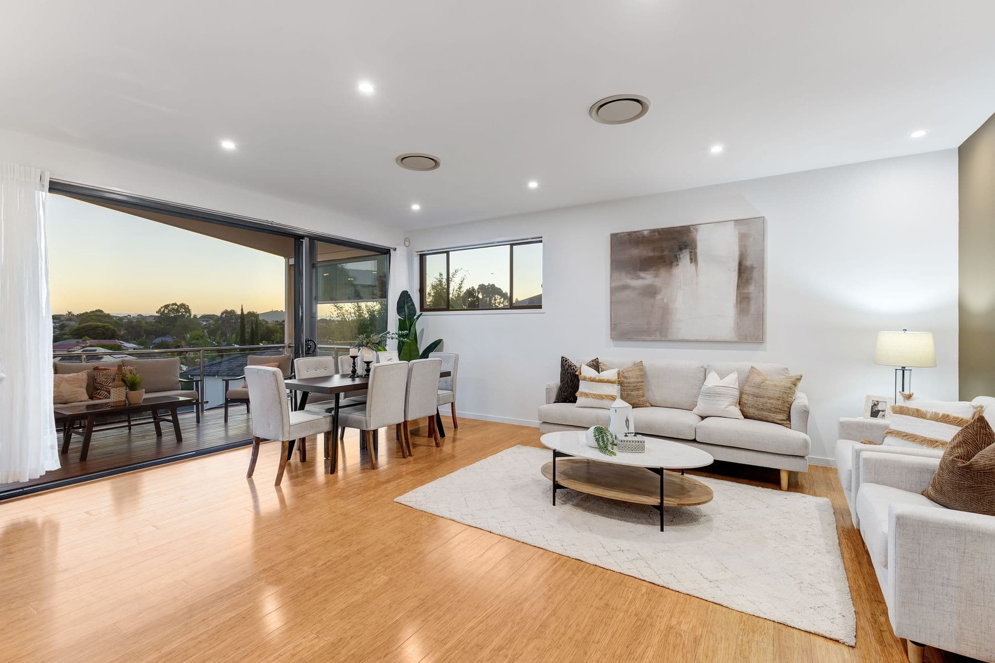 19 Birkenhead Place, Carindale — photo 1 of 5